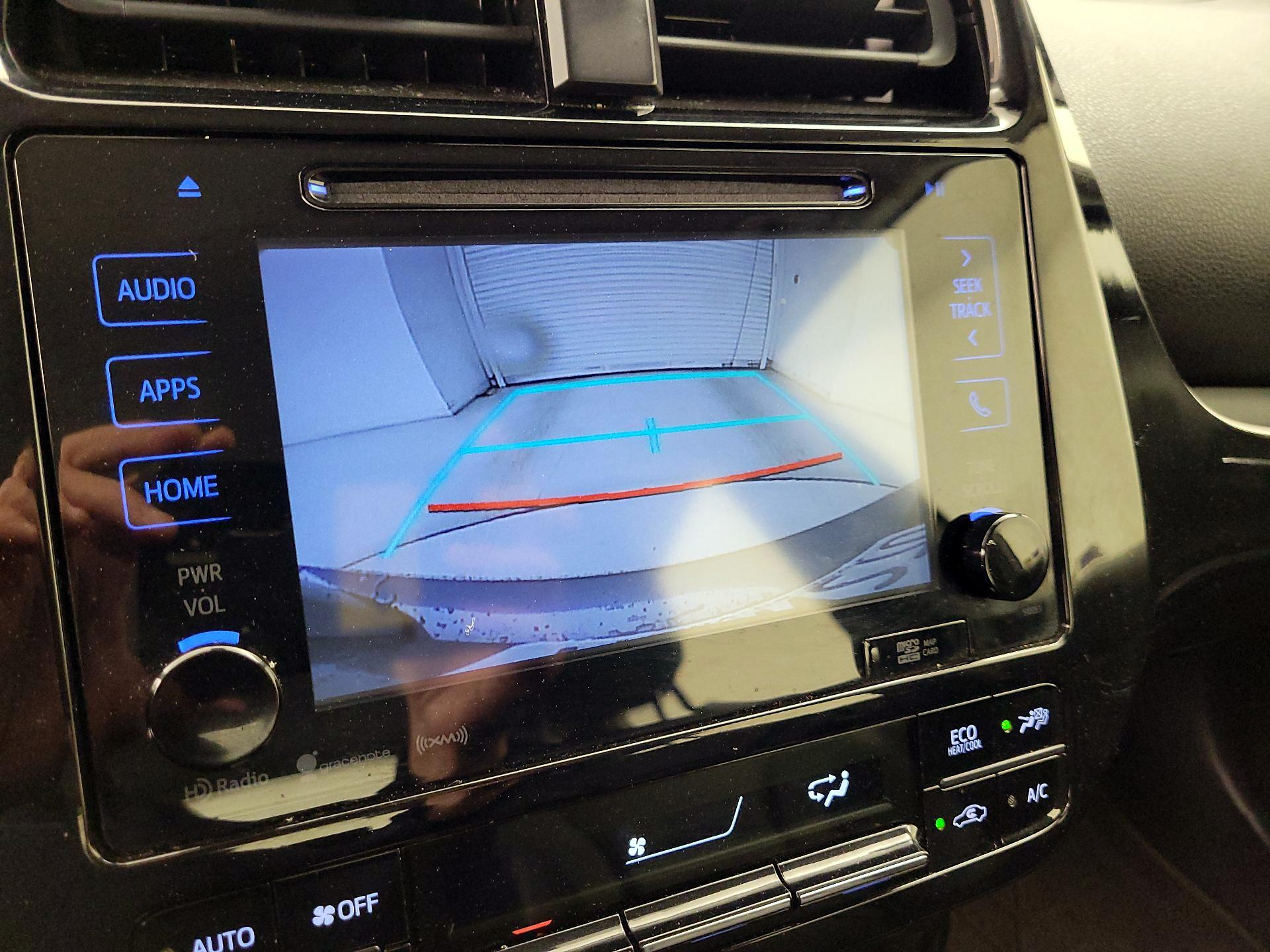 Thumbnail: 2016 Toyota Prius - 14