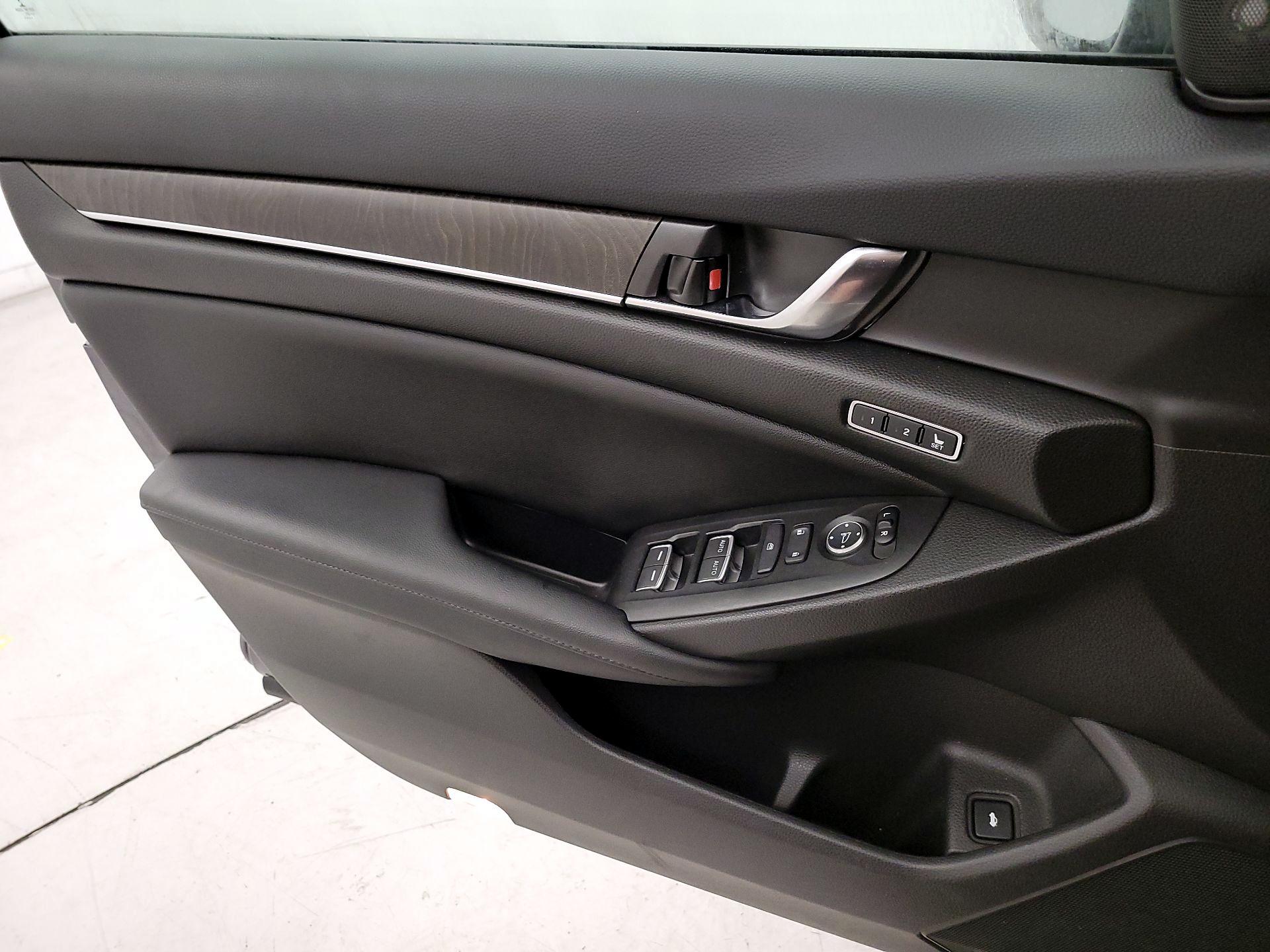 Thumbnail: 2021 Honda Accord - 12