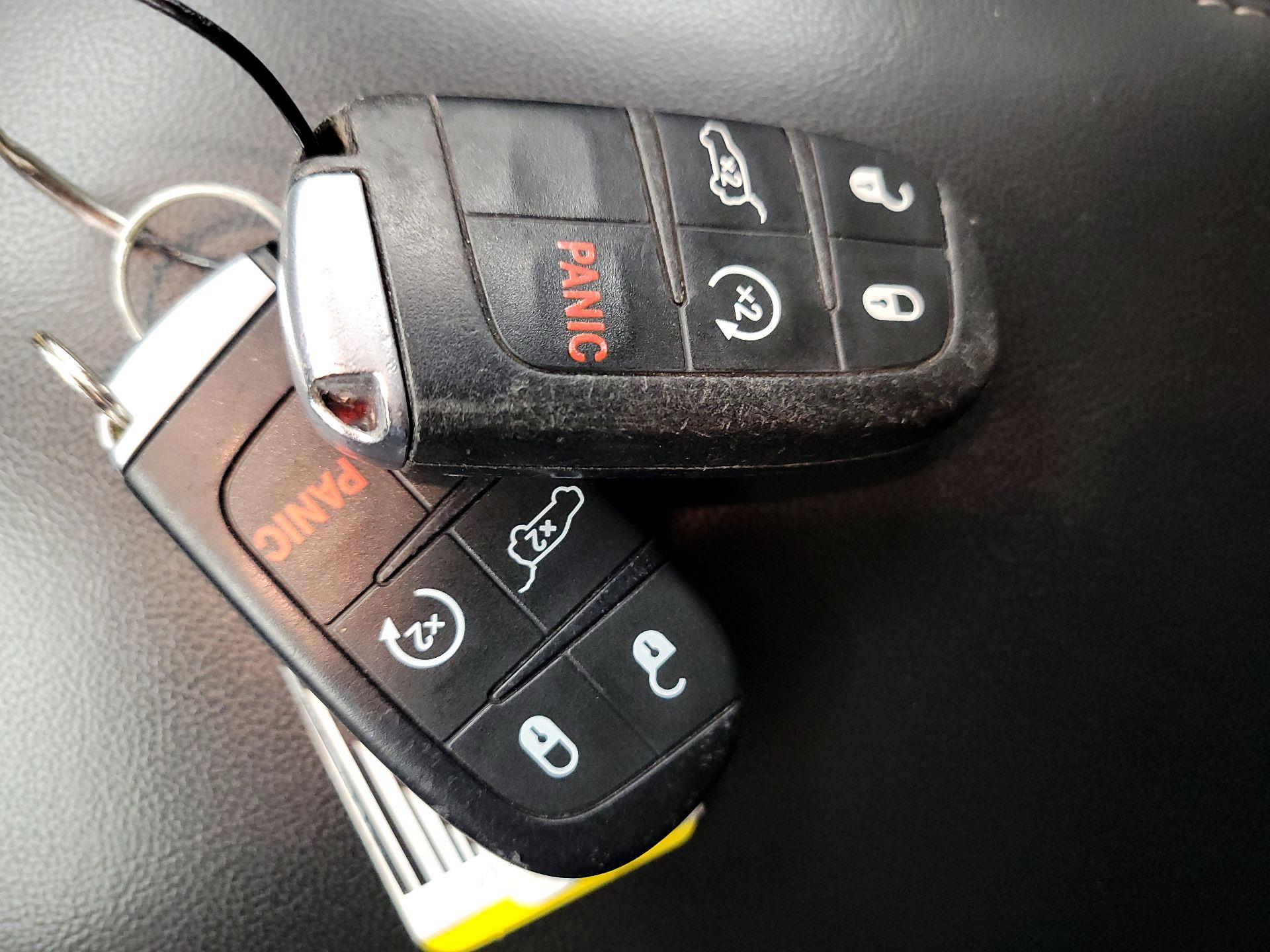 Thumbnail: 2021 Jeep Grand Cherokee - 20