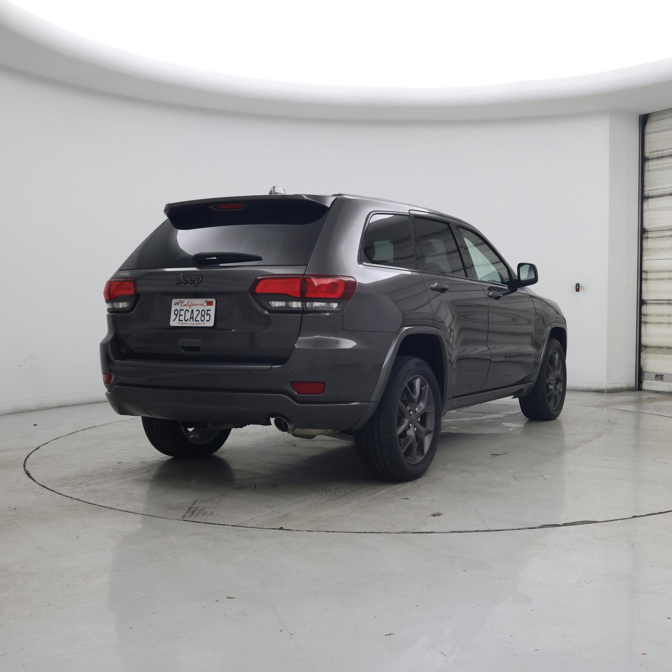 Thumbnail: 2021 Jeep Grand Cherokee - 8