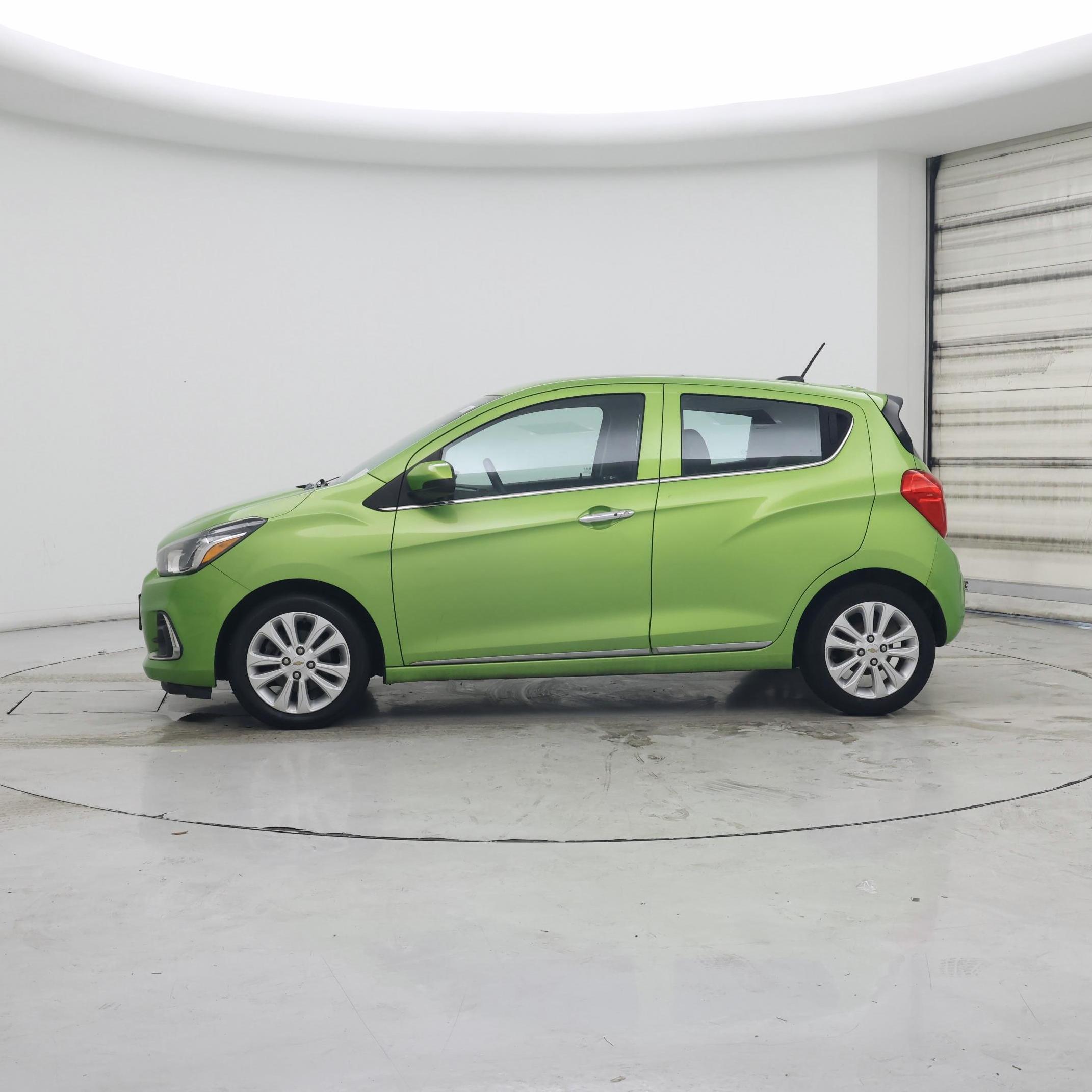 Thumbnail: 2016 Chevrolet Spark - 3