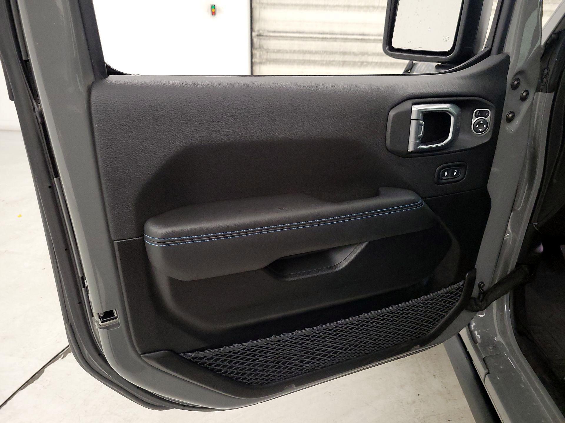 Thumbnail: 2022 Jeep Wrangler - 12