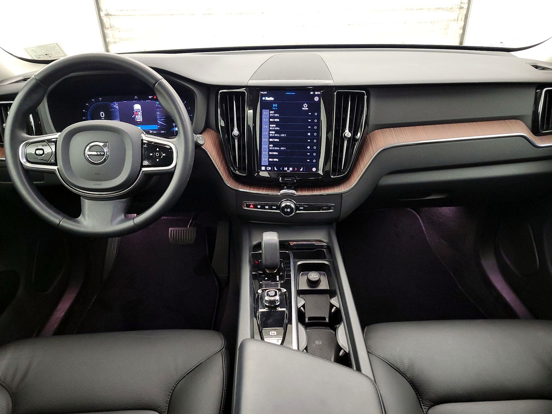 Thumbnail: 2024 Volvo XC60 - 9