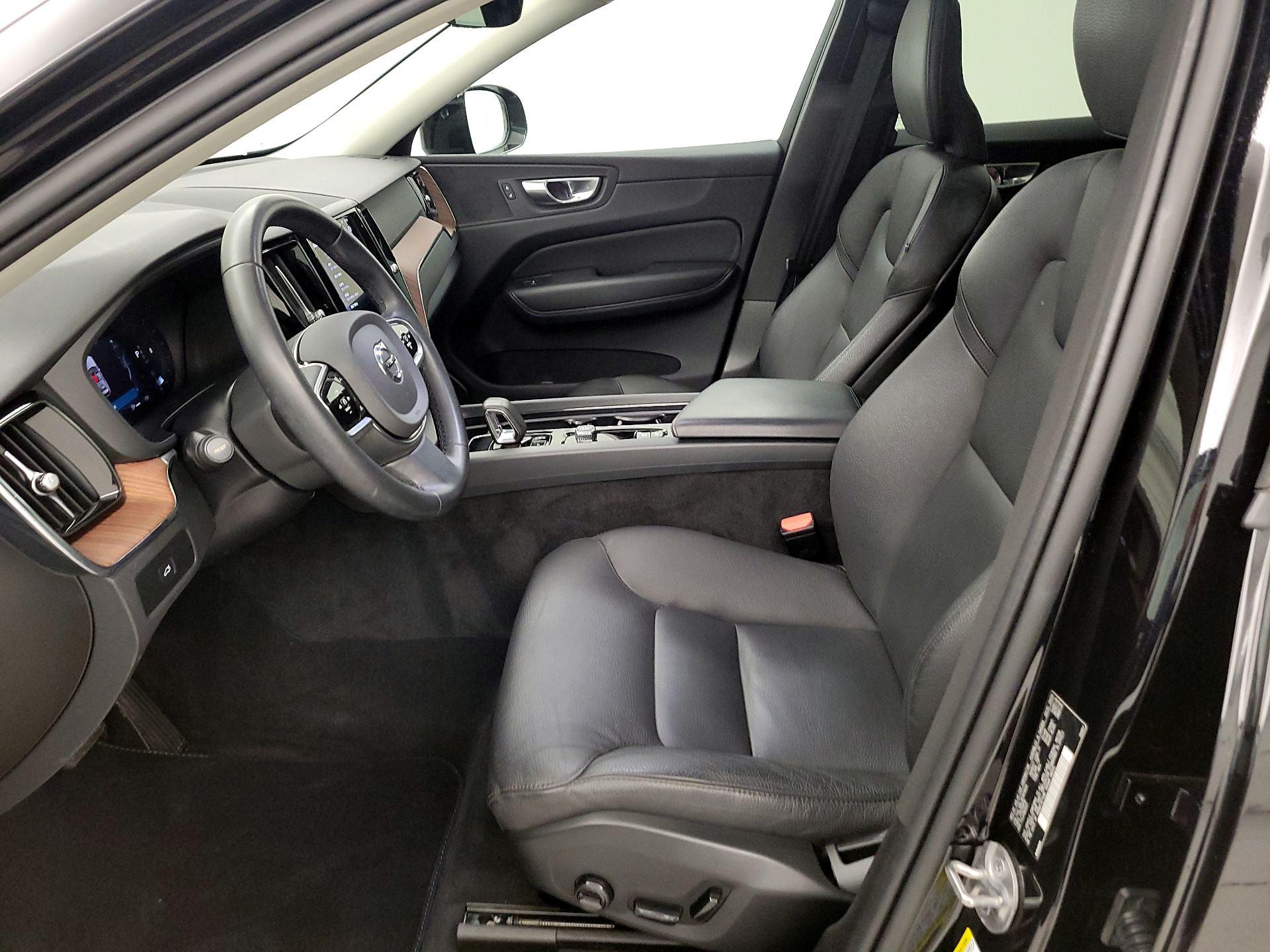 Thumbnail: 2024 Volvo XC60 - 11