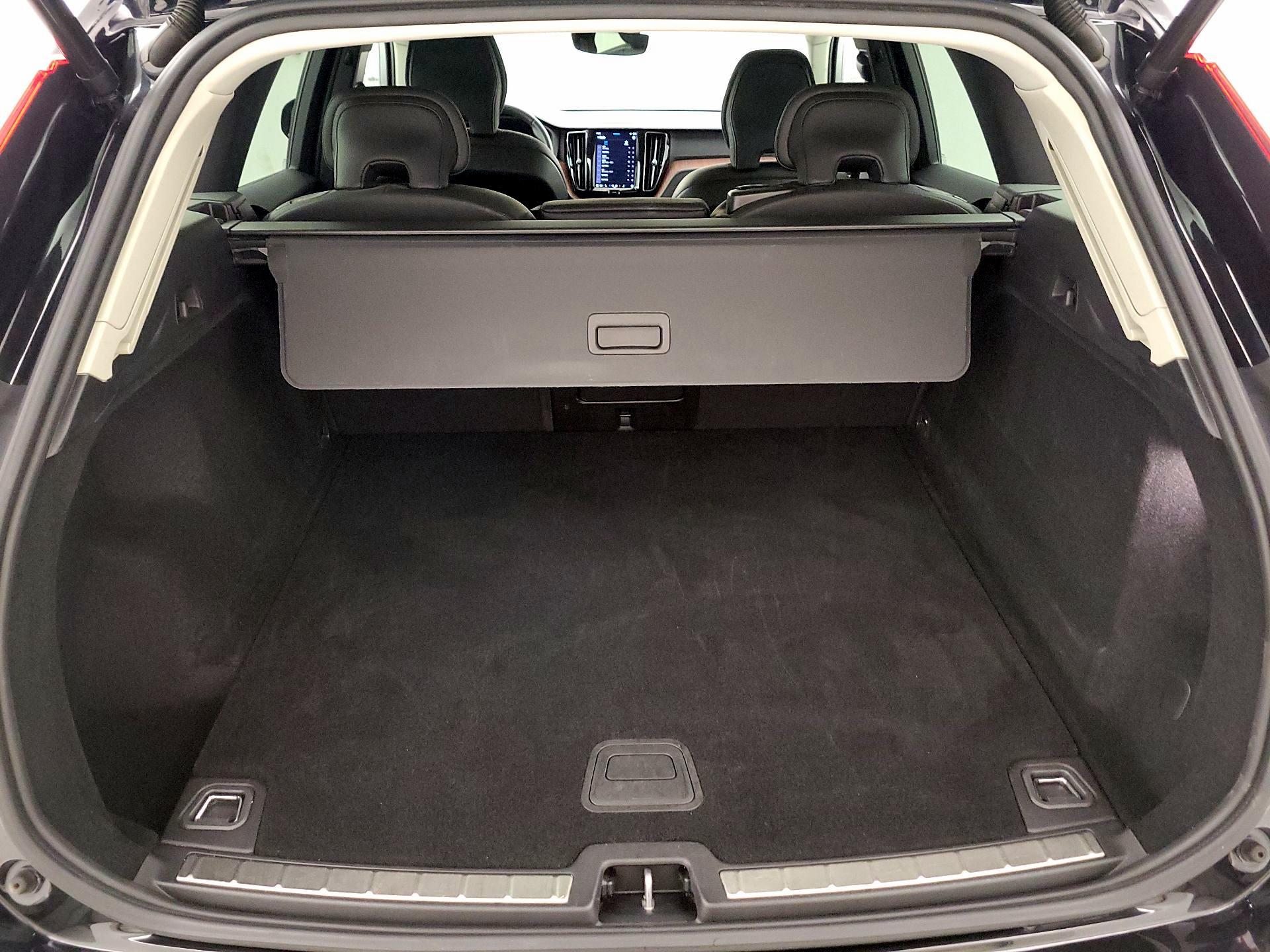 Thumbnail: 2024 Volvo XC60 - 18