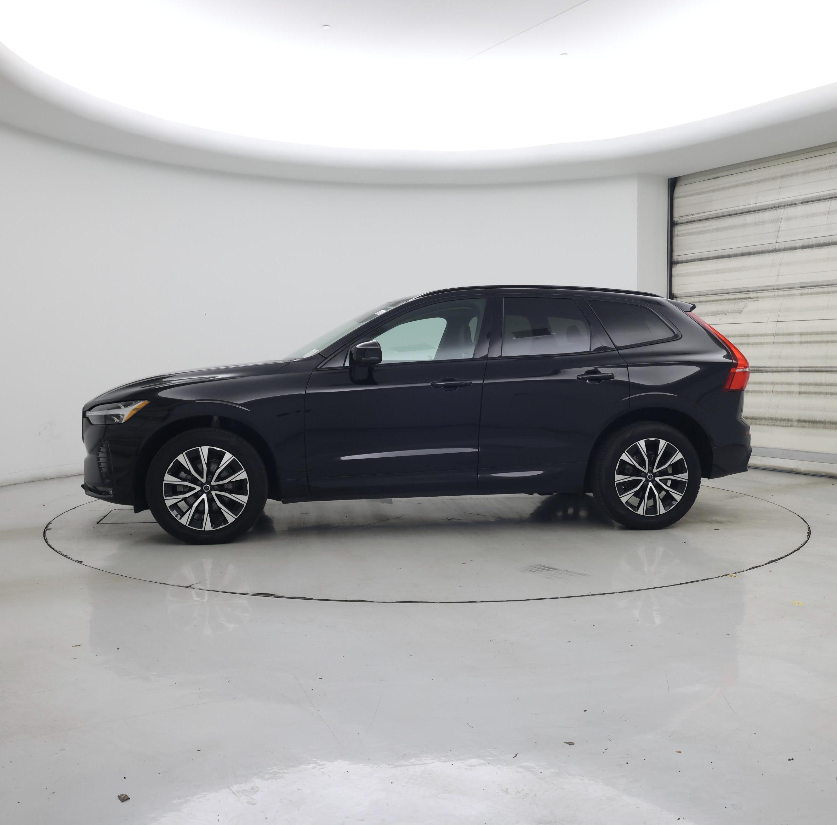 Thumbnail: 2024 Volvo XC60 - 3