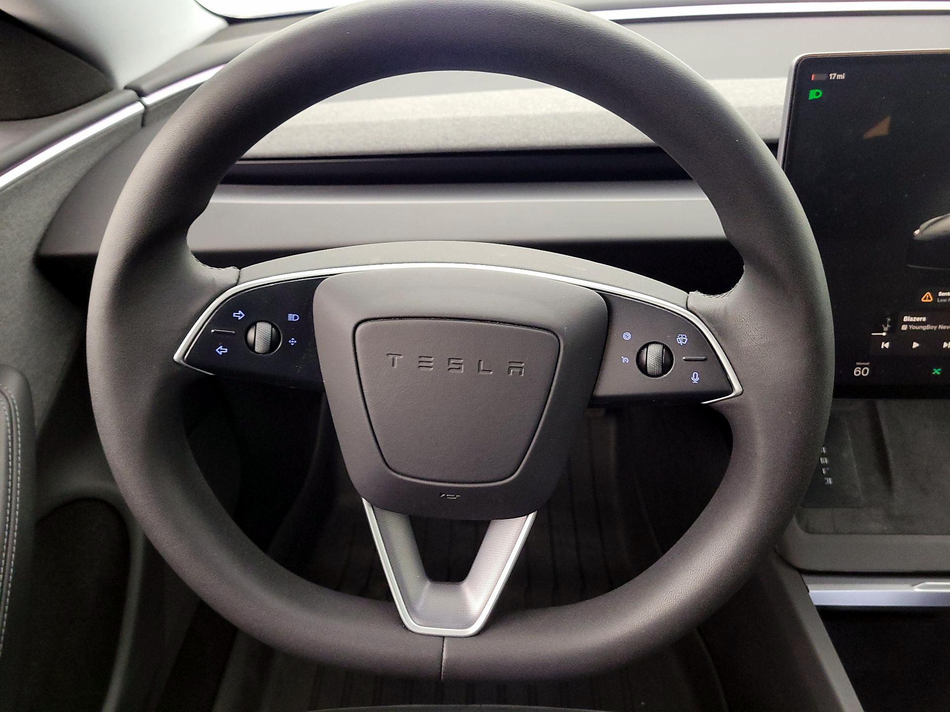 Thumbnail: 2024 Tesla Model 3 - 10