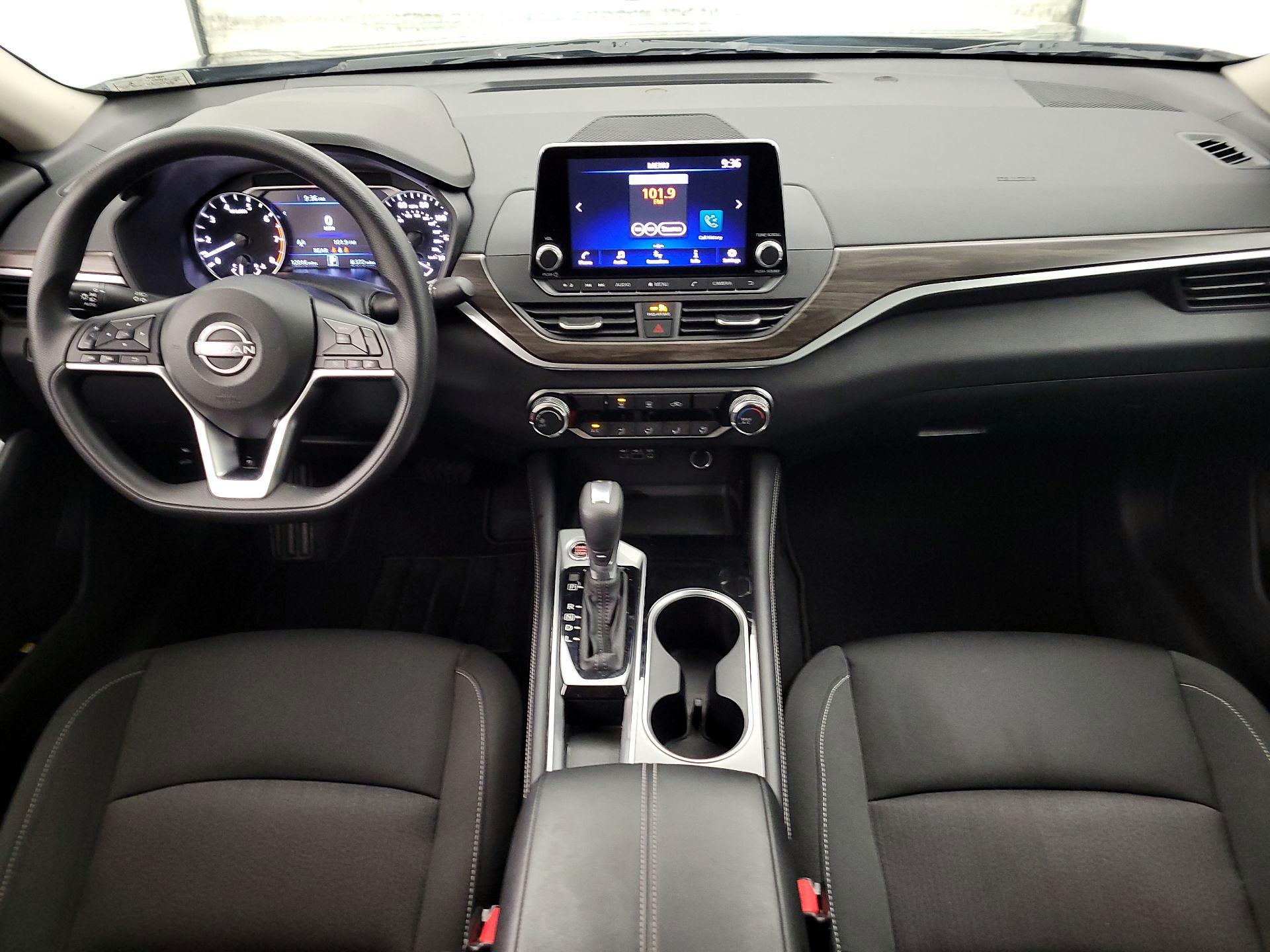 Thumbnail: 2023 Nissan Altima - 9