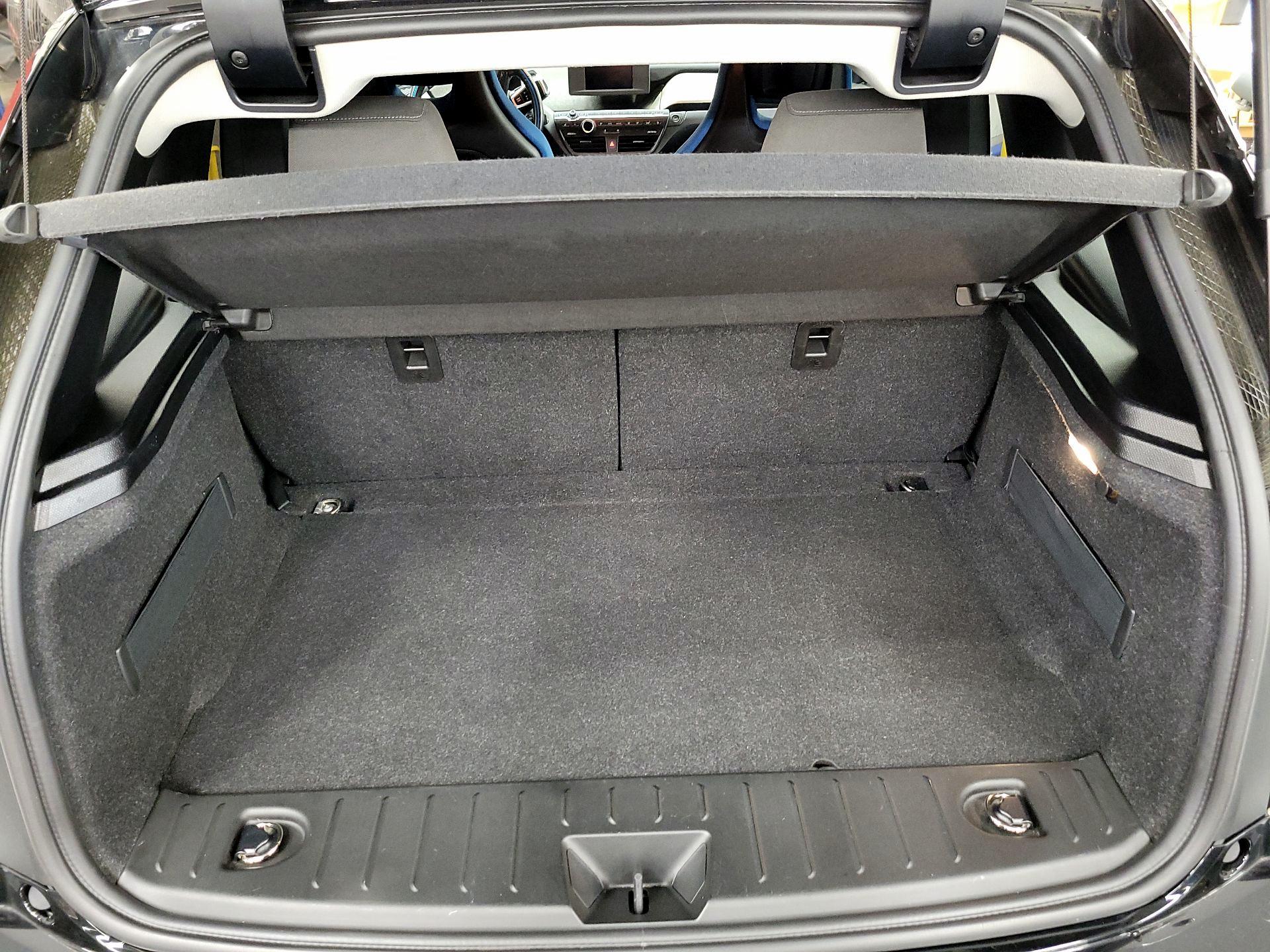 Thumbnail: 2021 BMW i3 - 18