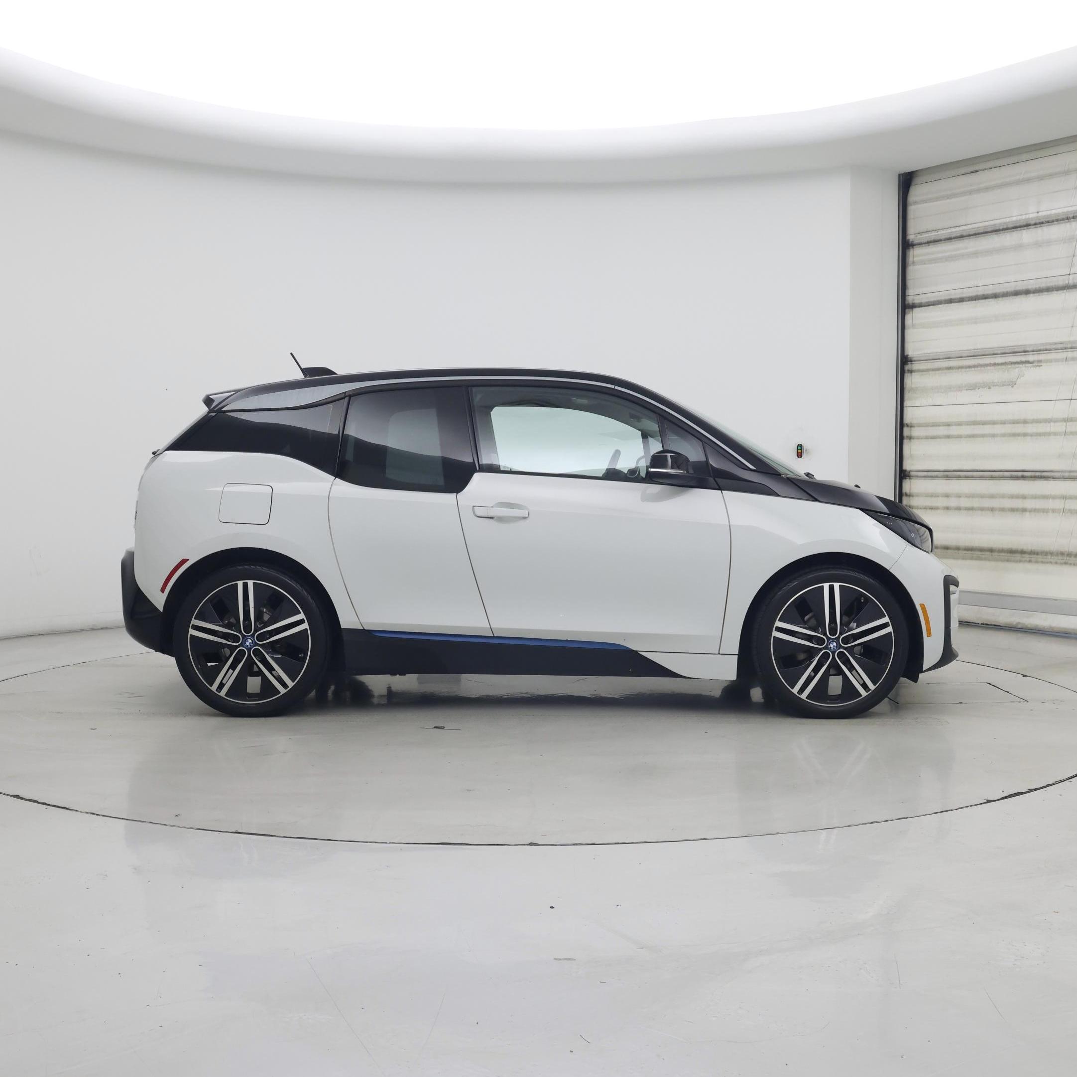 Thumbnail: 2021 BMW i3 - 7