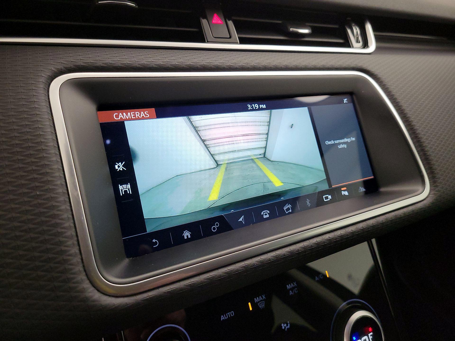 Thumbnail: 2020 Land Rover Range Rover Evoque - 15