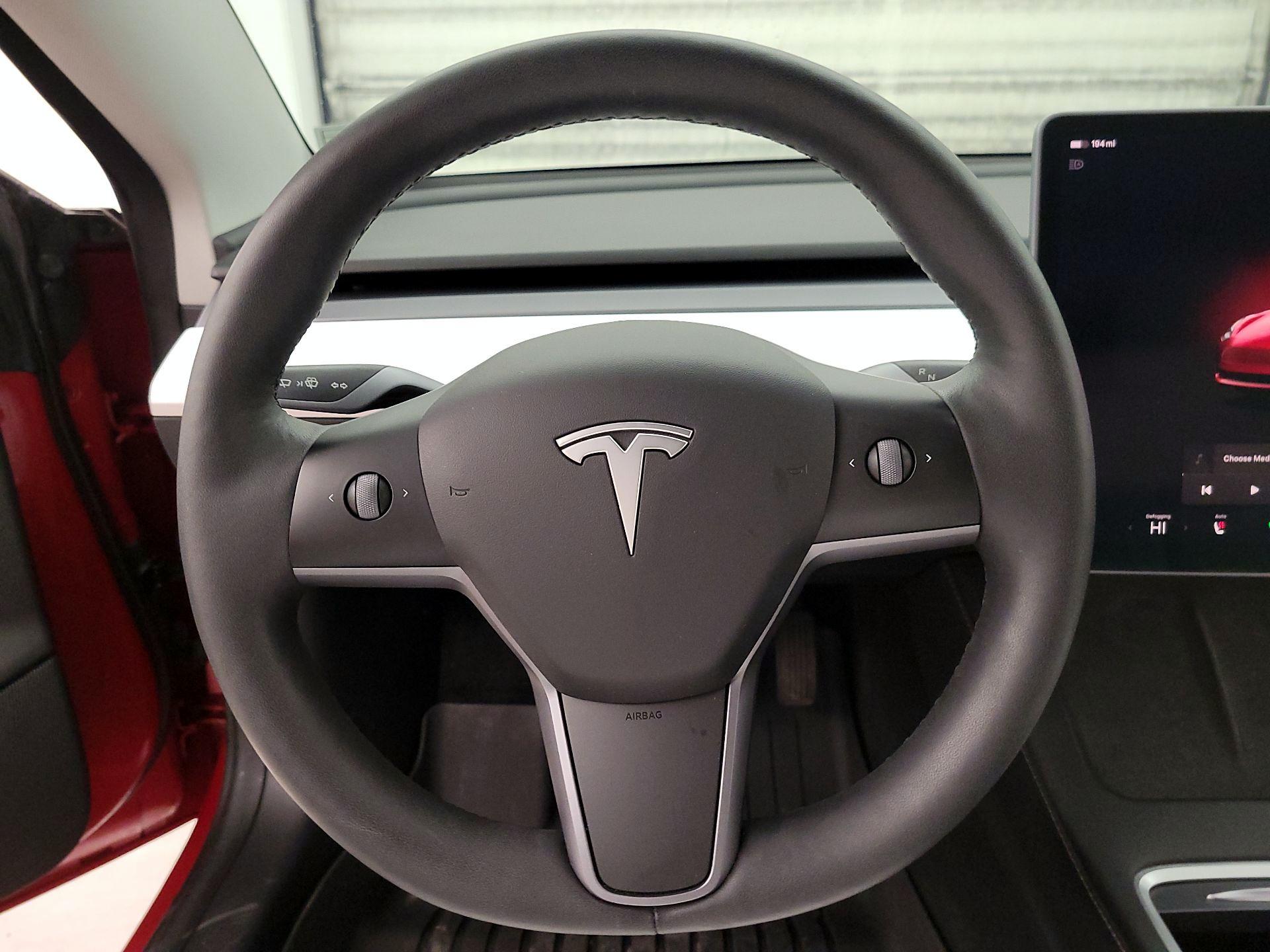 Thumbnail: 2022 Tesla Model 3 - 10