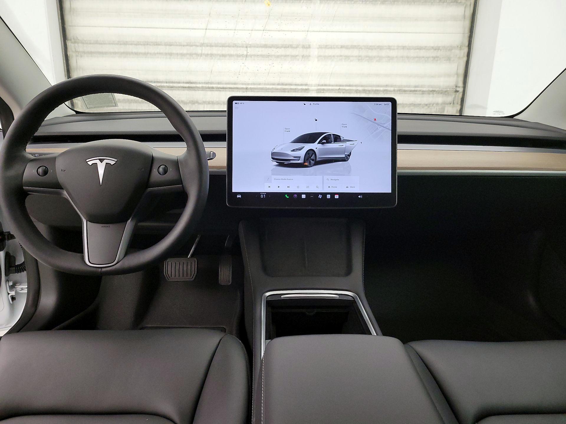 Thumbnail: 2023 Tesla Model 3 - 9