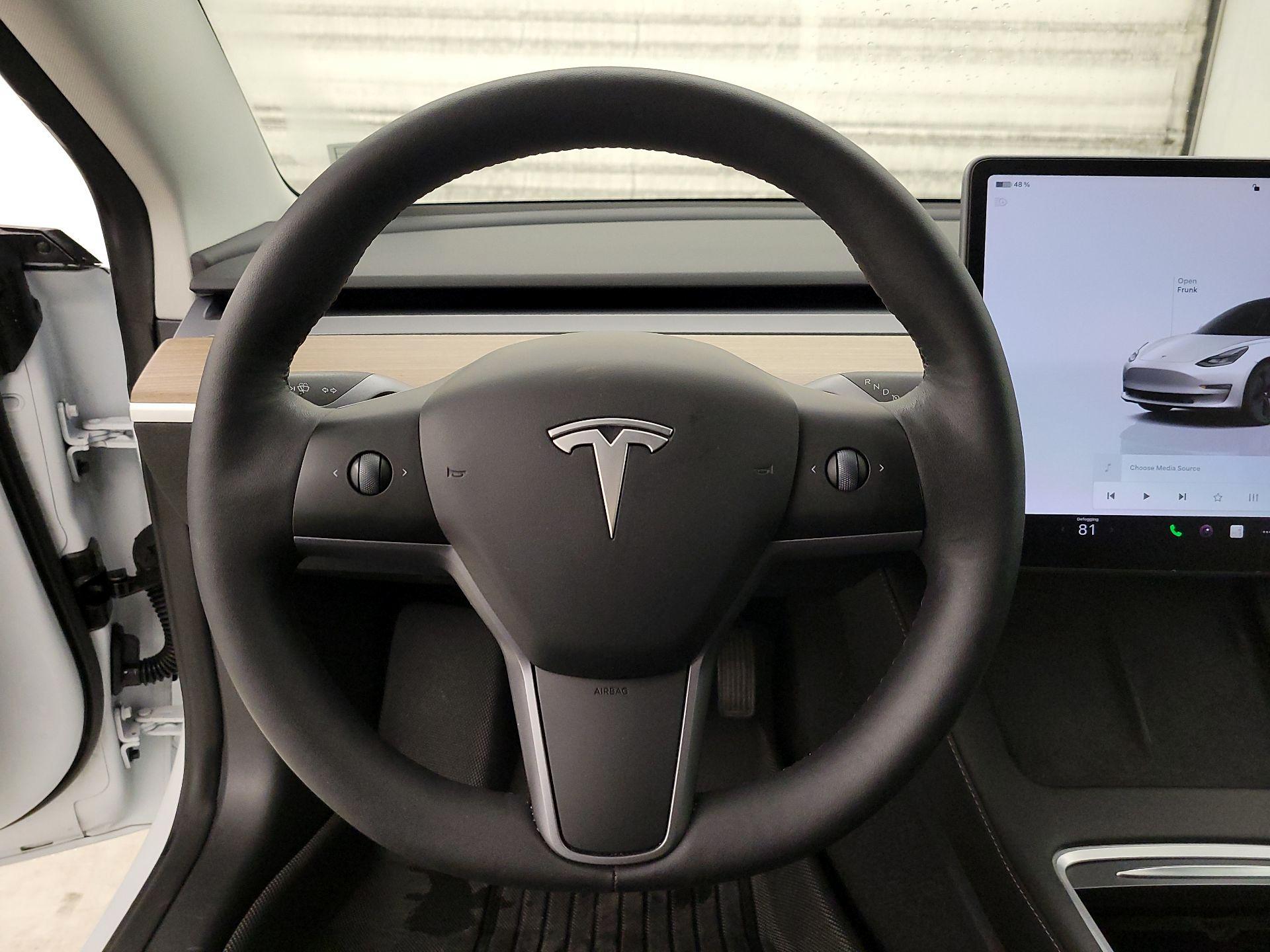 Thumbnail: 2023 Tesla Model 3 - 10