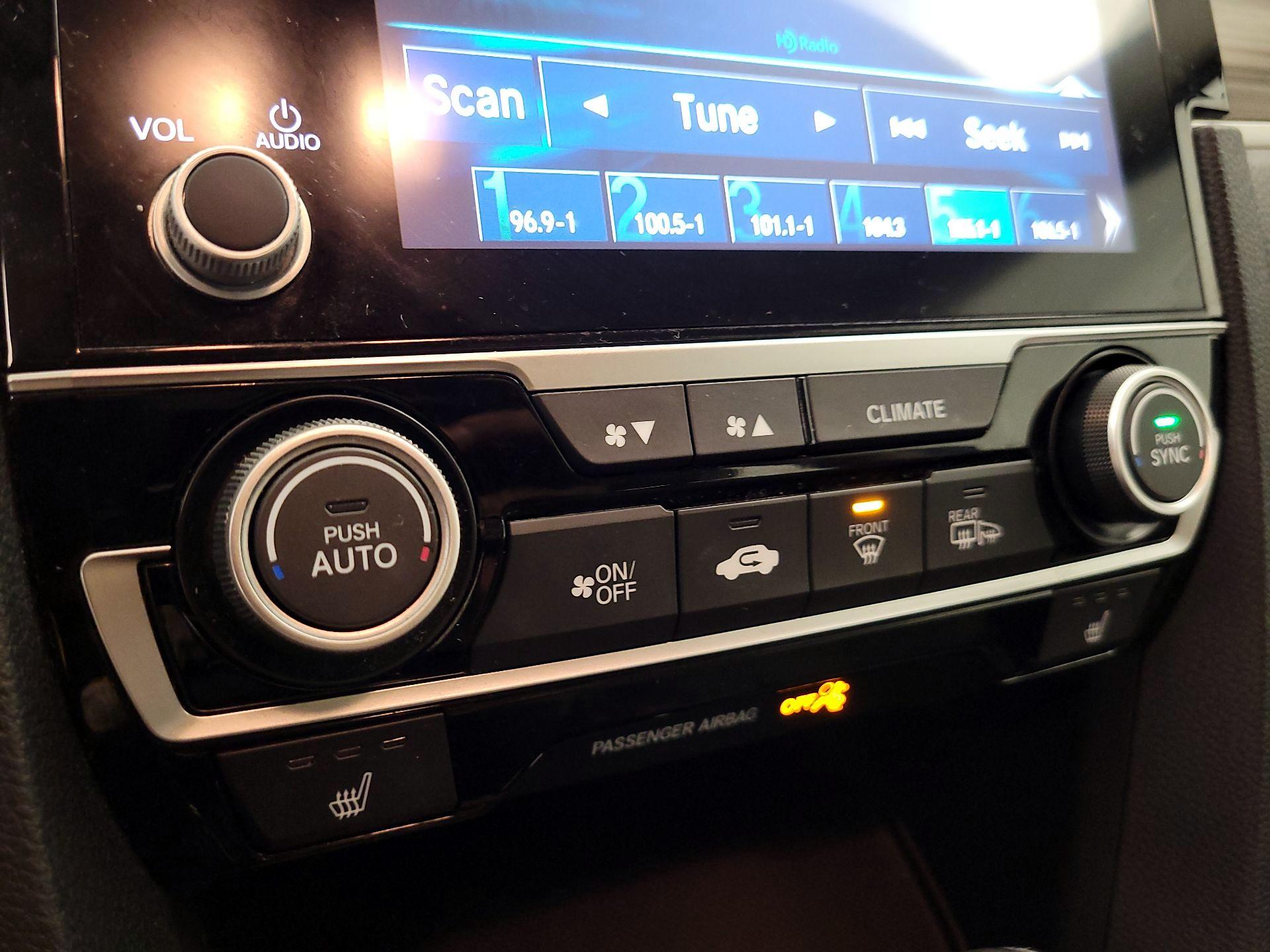 Thumbnail: 2019 Honda Civic - 15