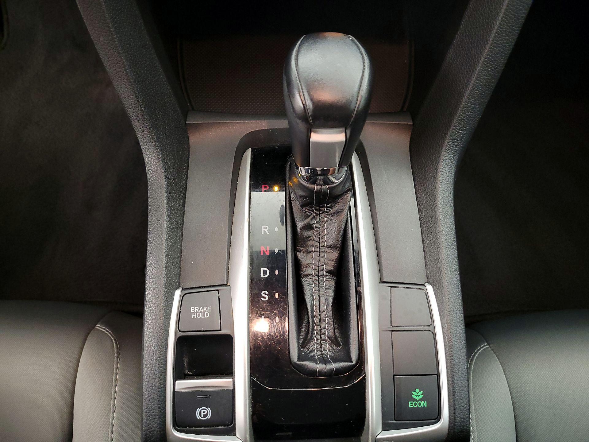 Thumbnail: 2019 Honda Civic - 16