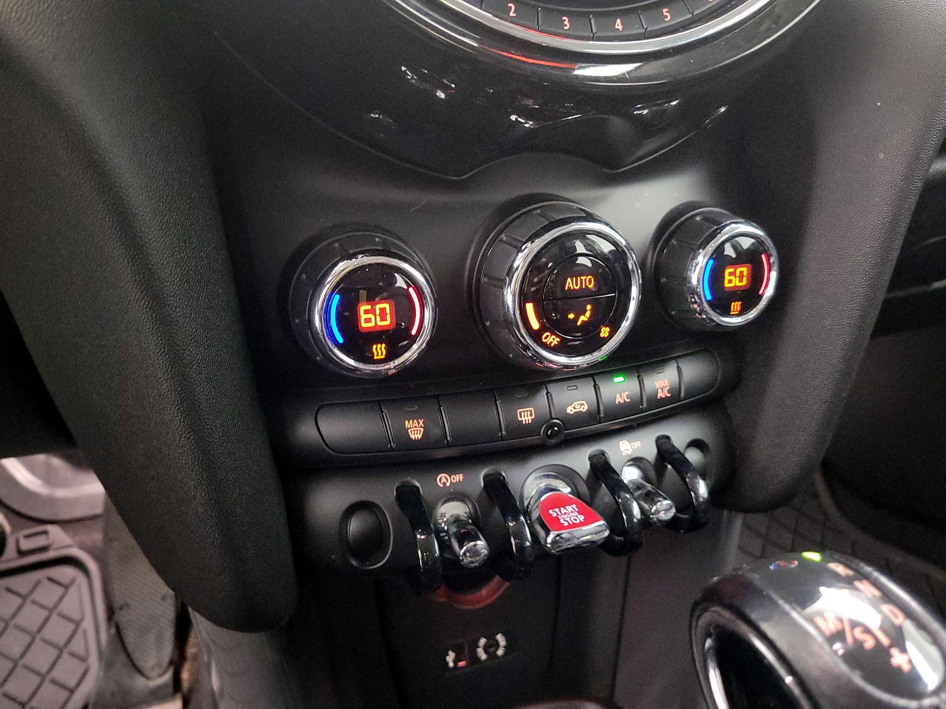 Thumbnail: 2018 MINI Cooper Hardtop - 15