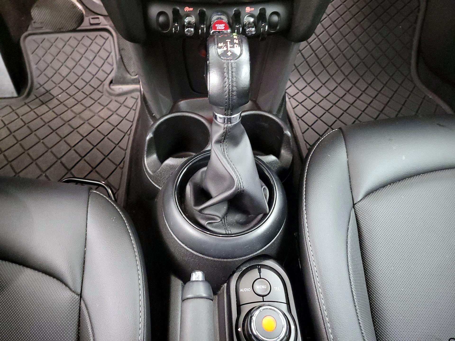 Thumbnail: 2018 MINI Cooper Hardtop - 16