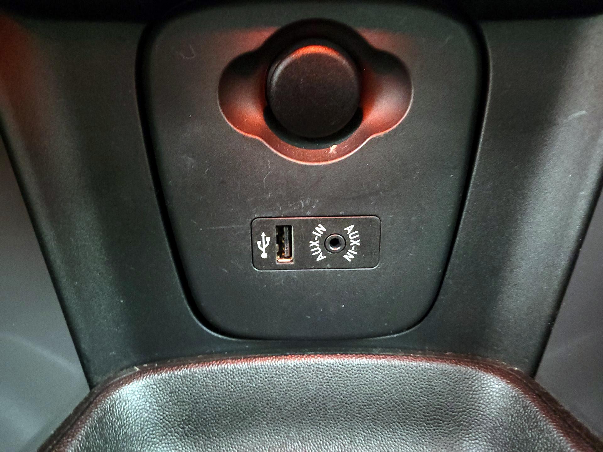 Thumbnail: 2018 MINI Cooper Hardtop - 17