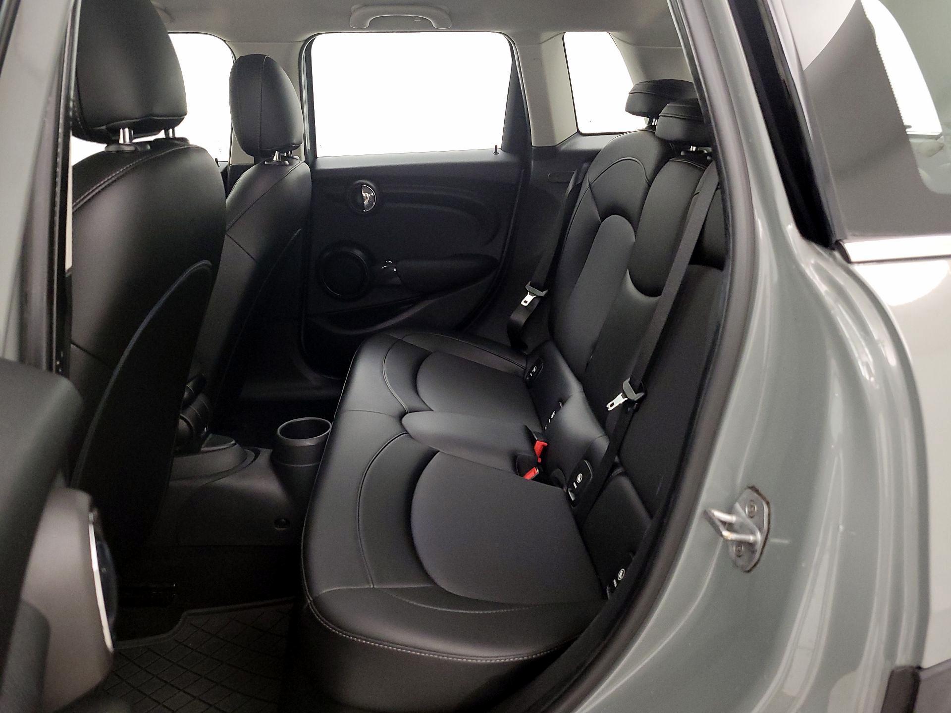 Thumbnail: 2018 MINI Cooper Hardtop - 18