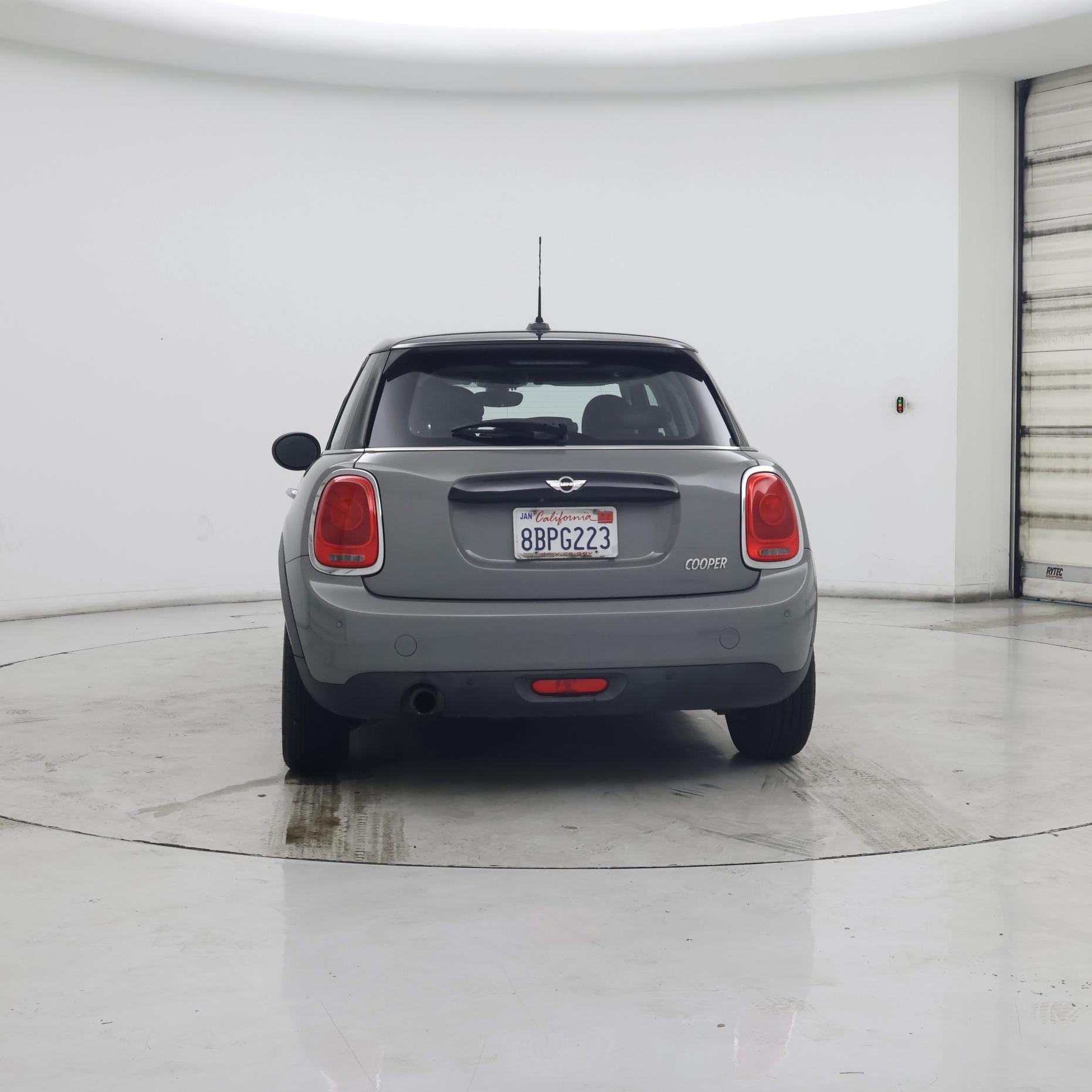 Thumbnail: 2018 MINI Cooper Hardtop - 6