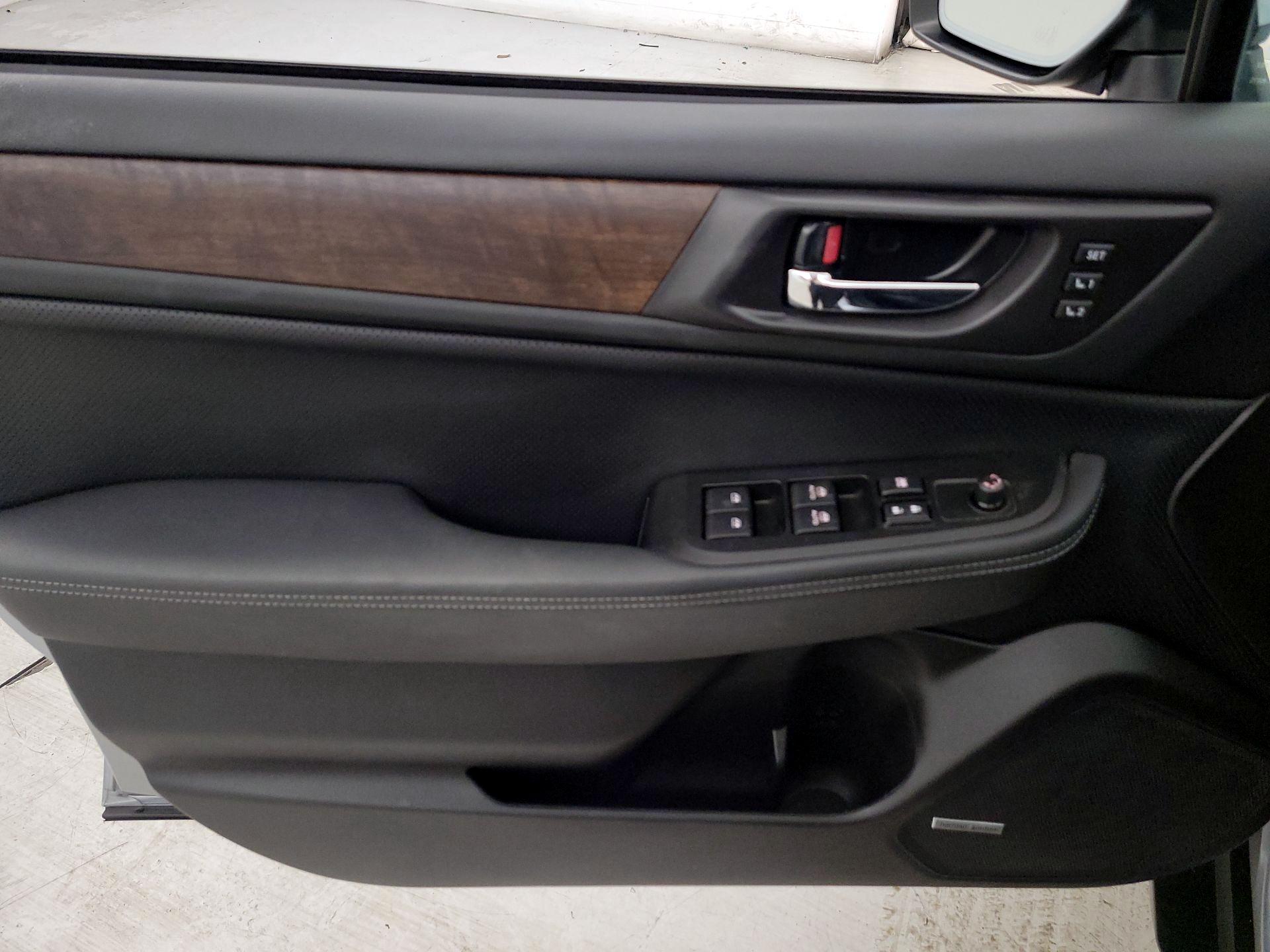 Thumbnail: 2017 Subaru Outback - 12