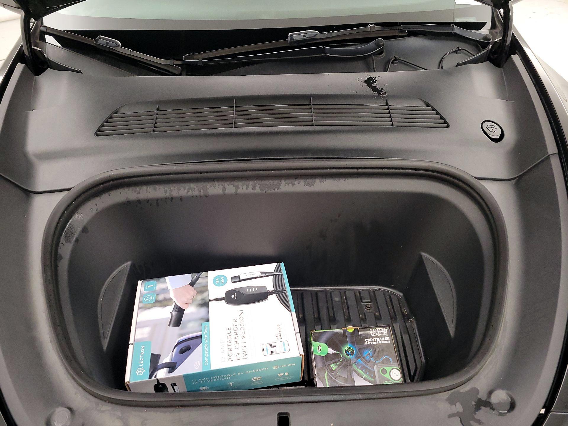 Thumbnail: 2022 Tesla Model Y - 19