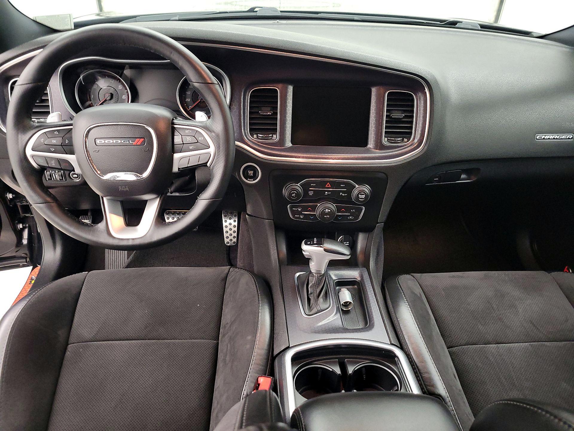 Thumbnail: 2016 Dodge Charger - 9