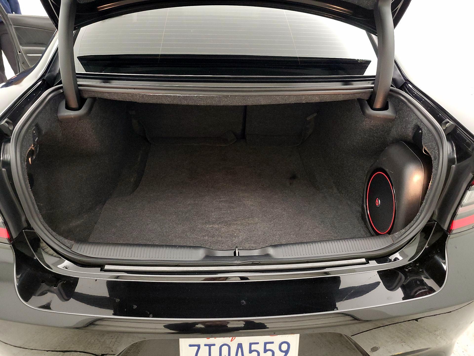 Thumbnail: 2016 Dodge Charger - 18