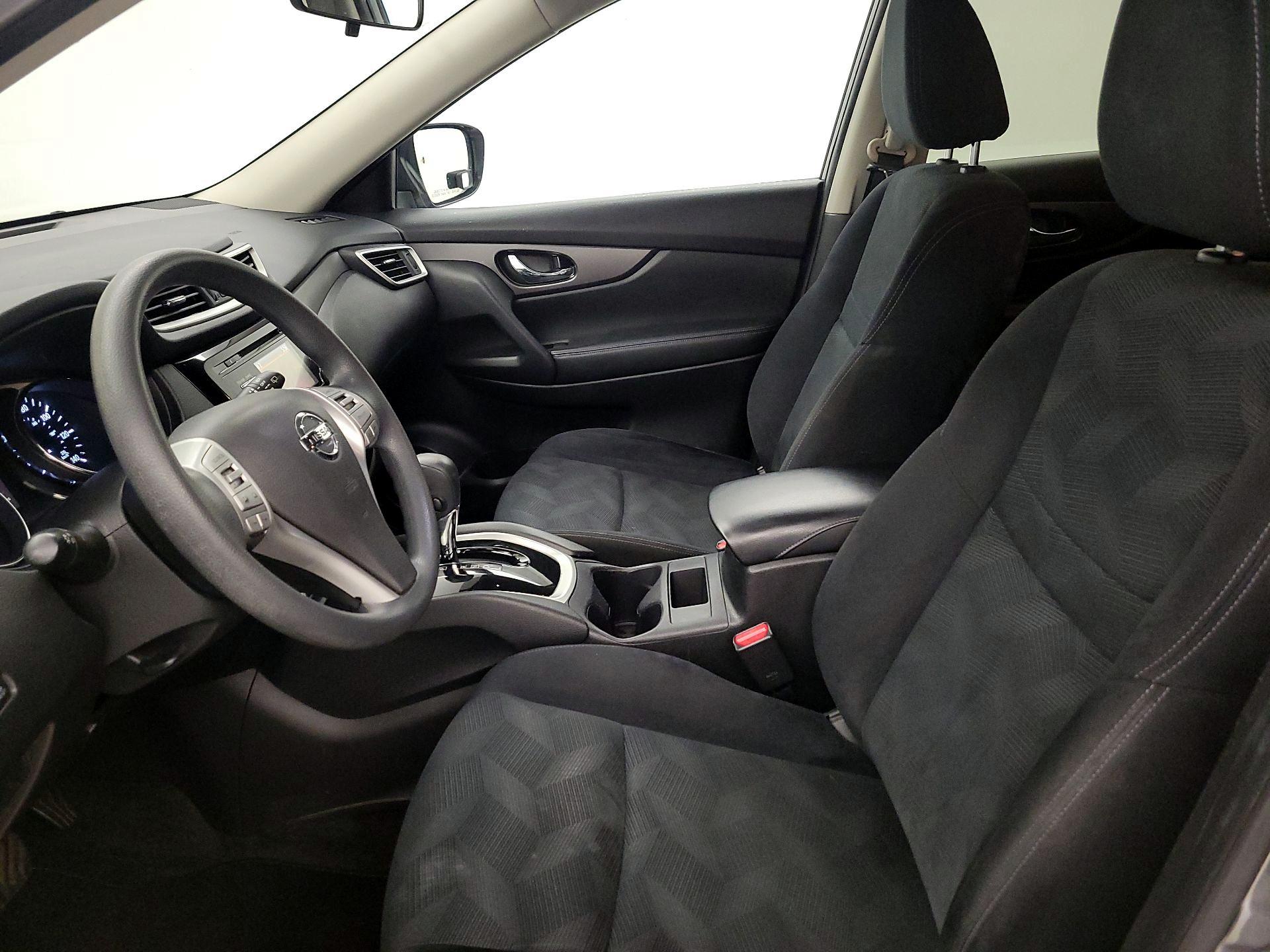 Thumbnail: 2016 Nissan Rogue - 11