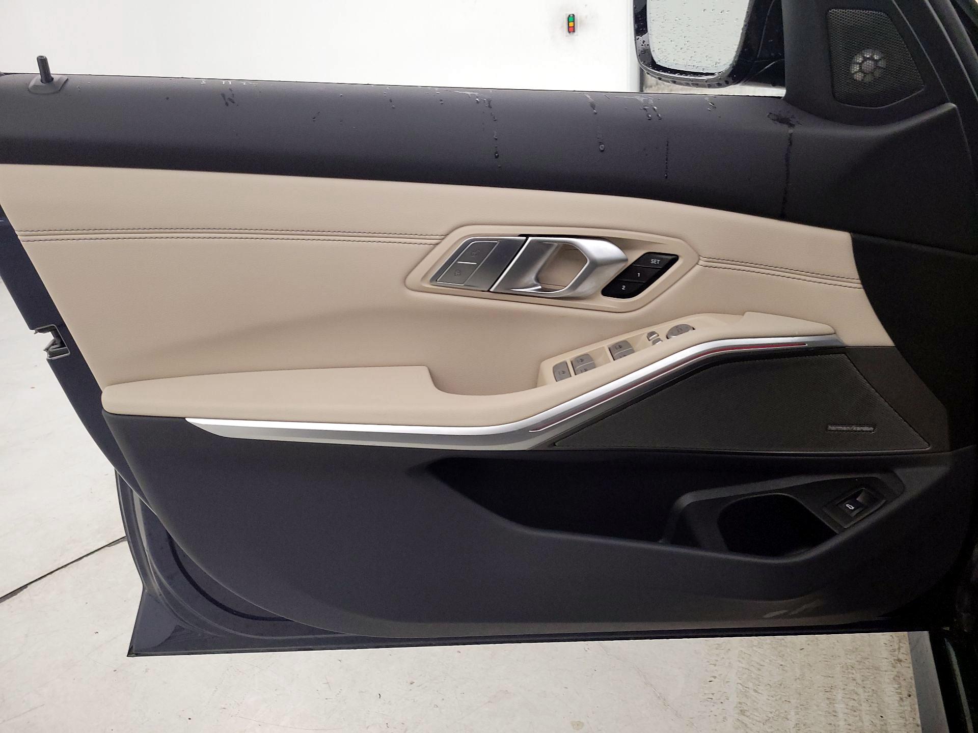 Thumbnail: 2025 BMW 3 Series - 12