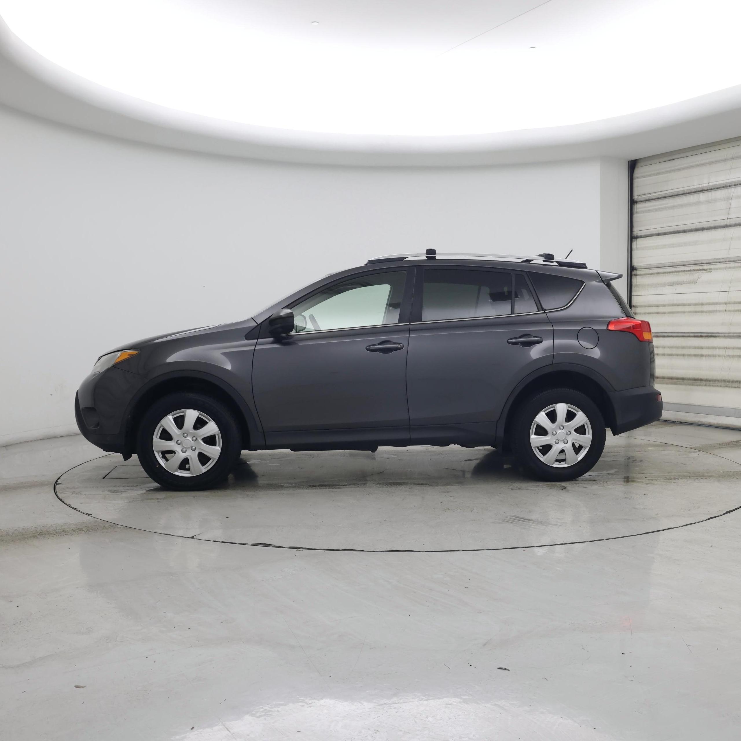 Thumbnail: 2014 Toyota RAV4 - 3