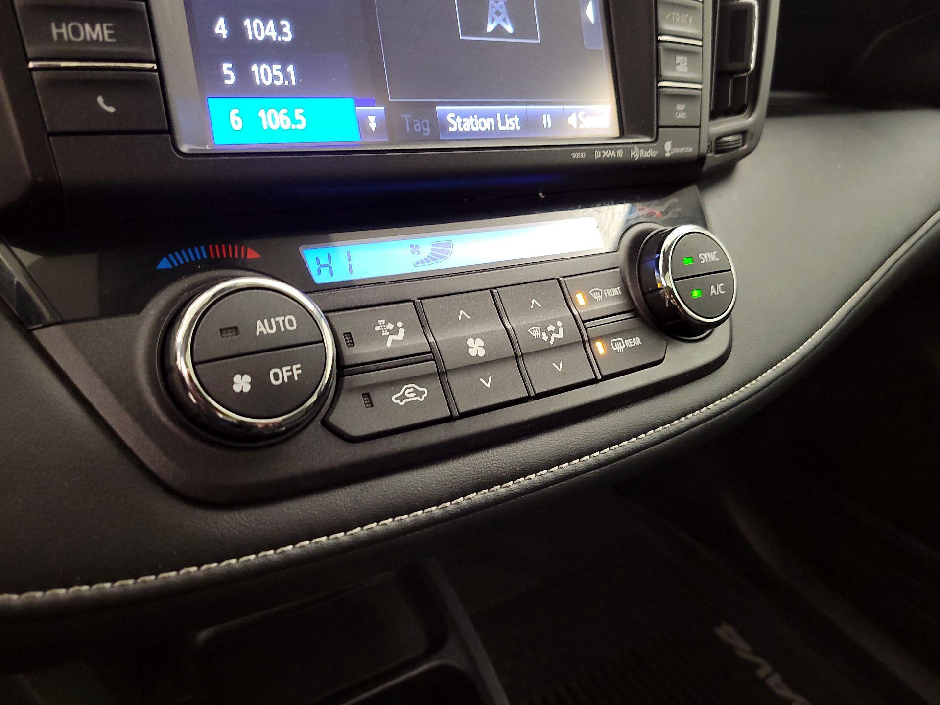 Thumbnail: 2016 Toyota RAV4 - 16