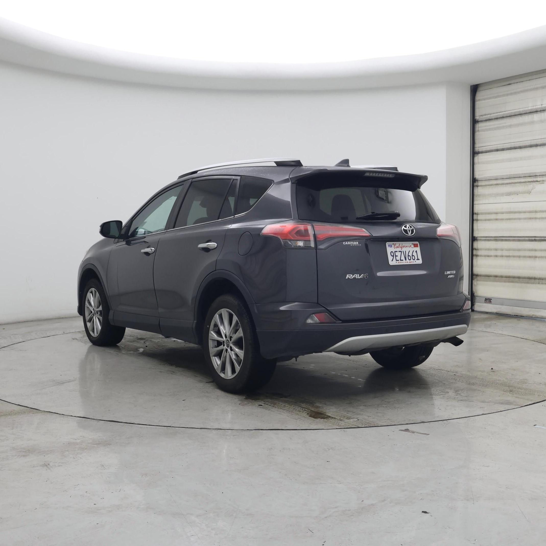 Thumbnail: 2016 Toyota RAV4 - 2