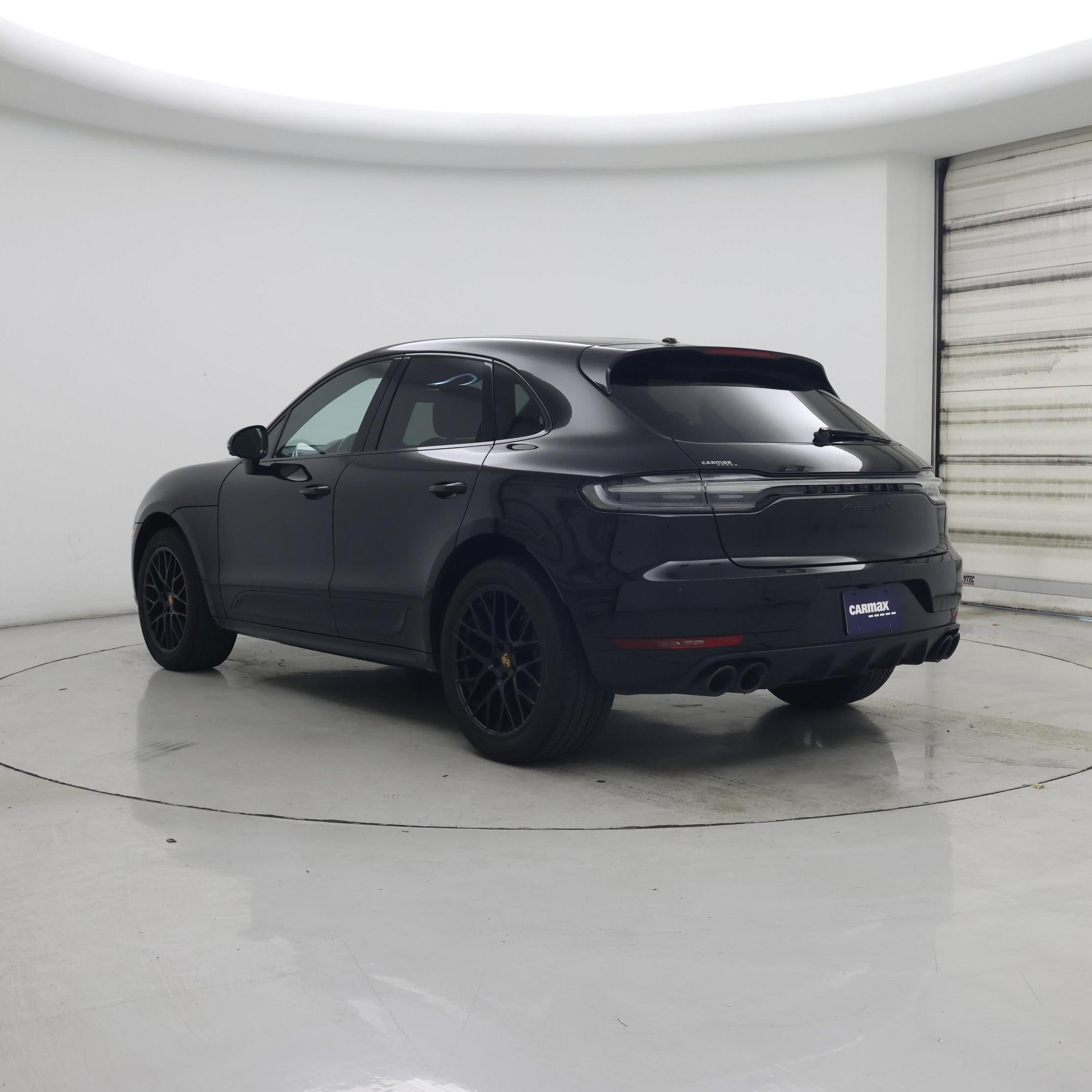 Thumbnail: 2021 Porsche Macan - 2