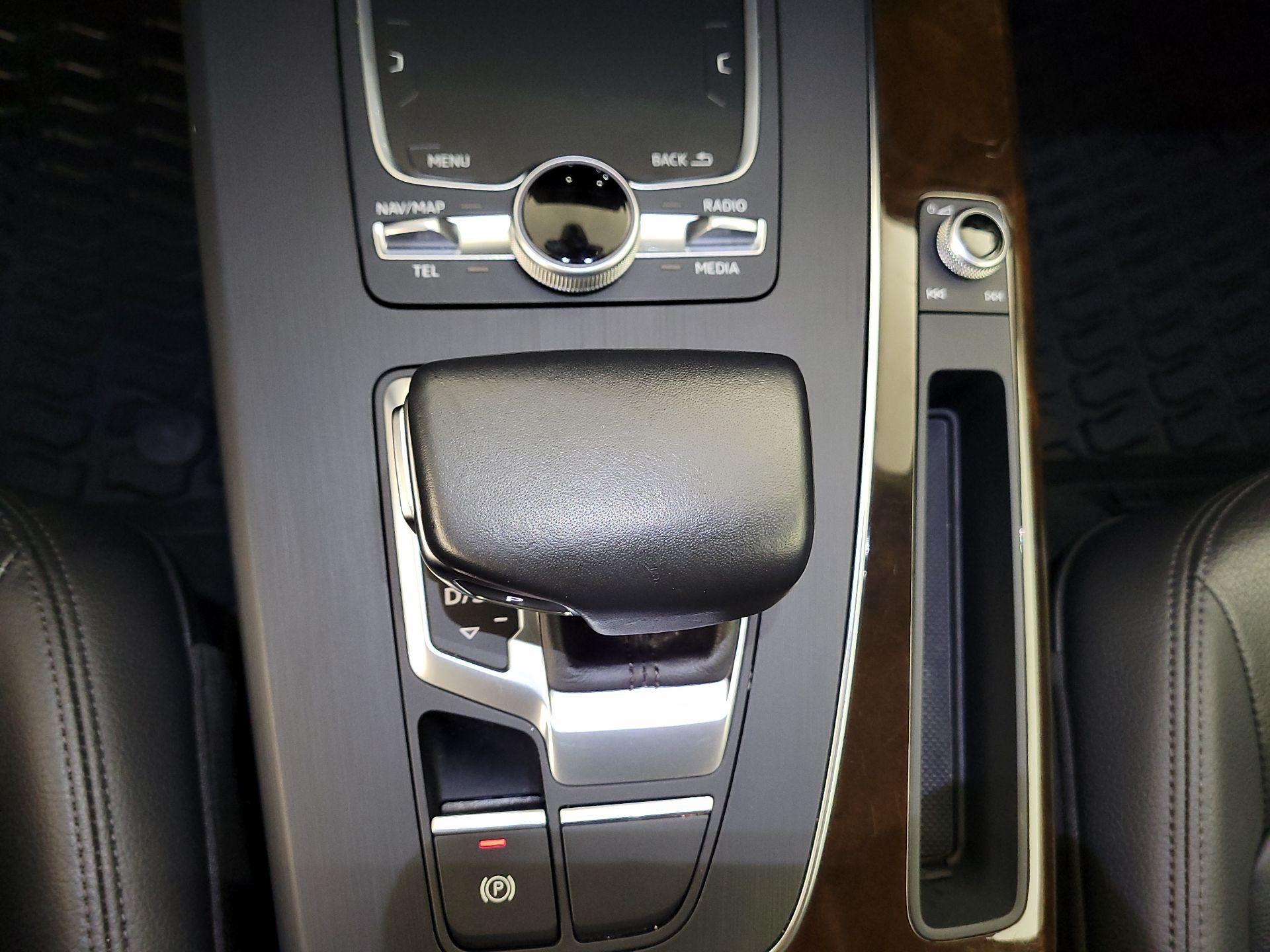 Thumbnail: 2018 Audi Q5 - 16