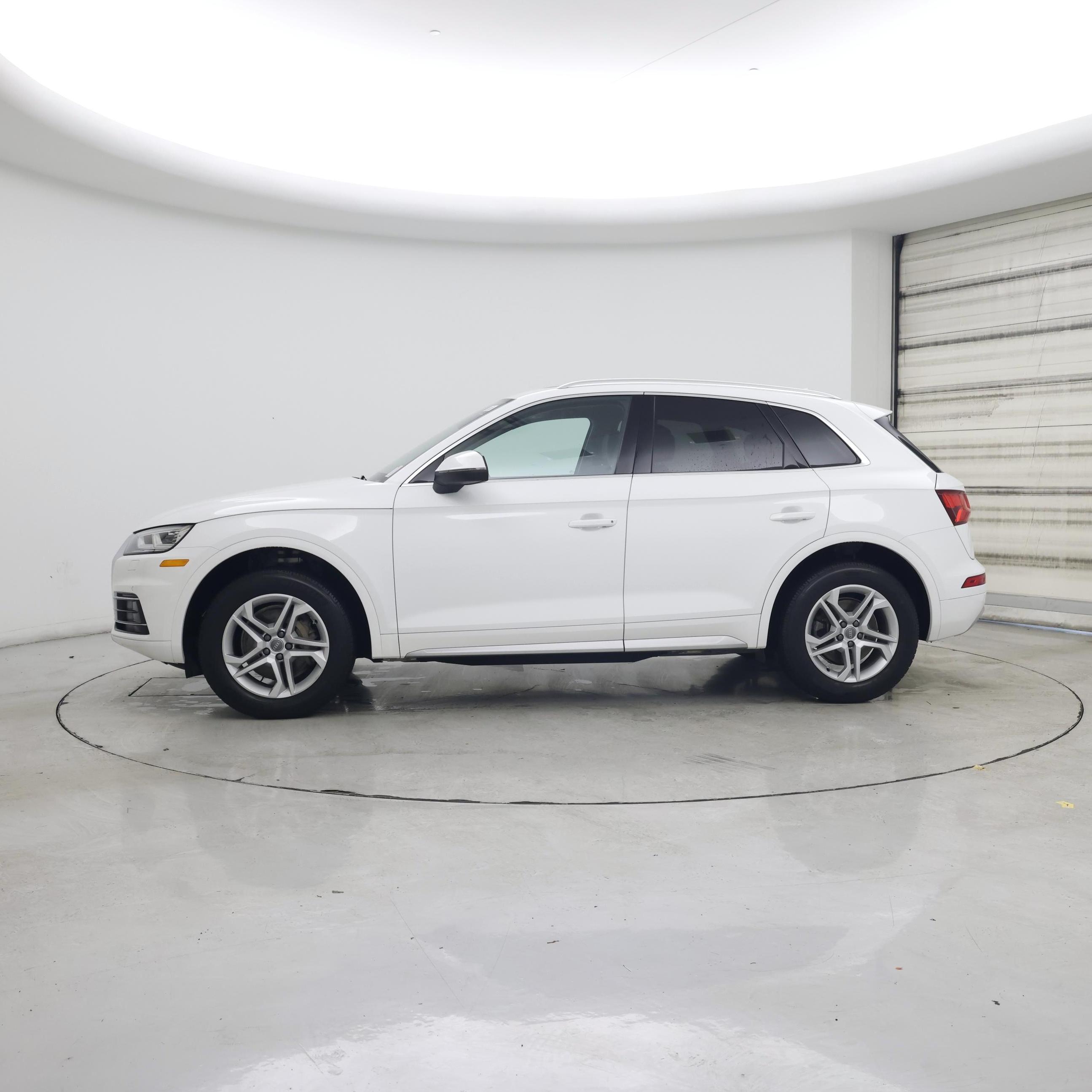 Thumbnail: 2018 Audi Q5 - 3