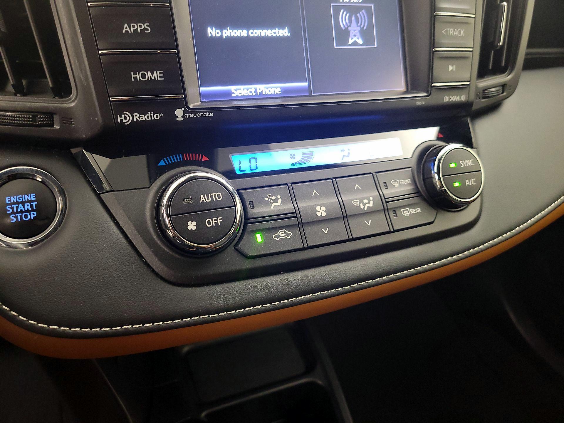 Thumbnail: 2018 Toyota RAV4 - 16