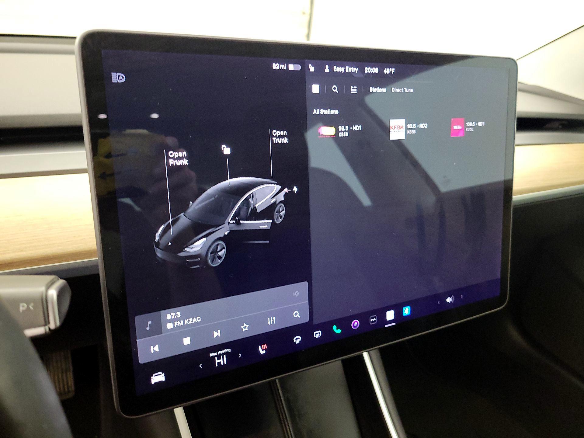 Thumbnail: 2019 Tesla Model 3 - 15