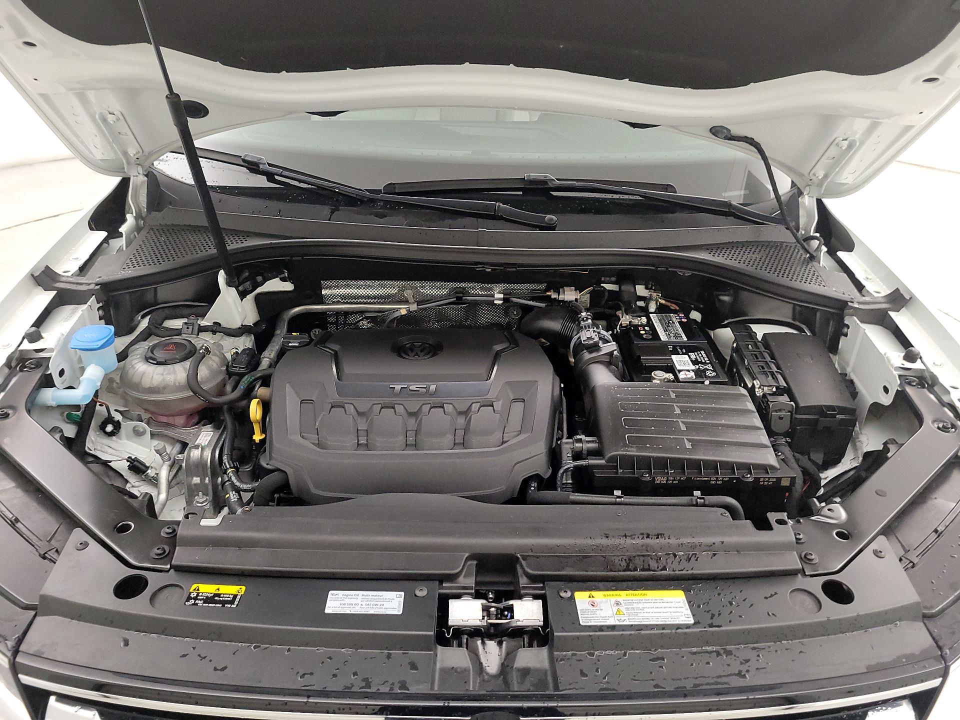 Thumbnail: 2021 Volkswagen Tiguan - 19