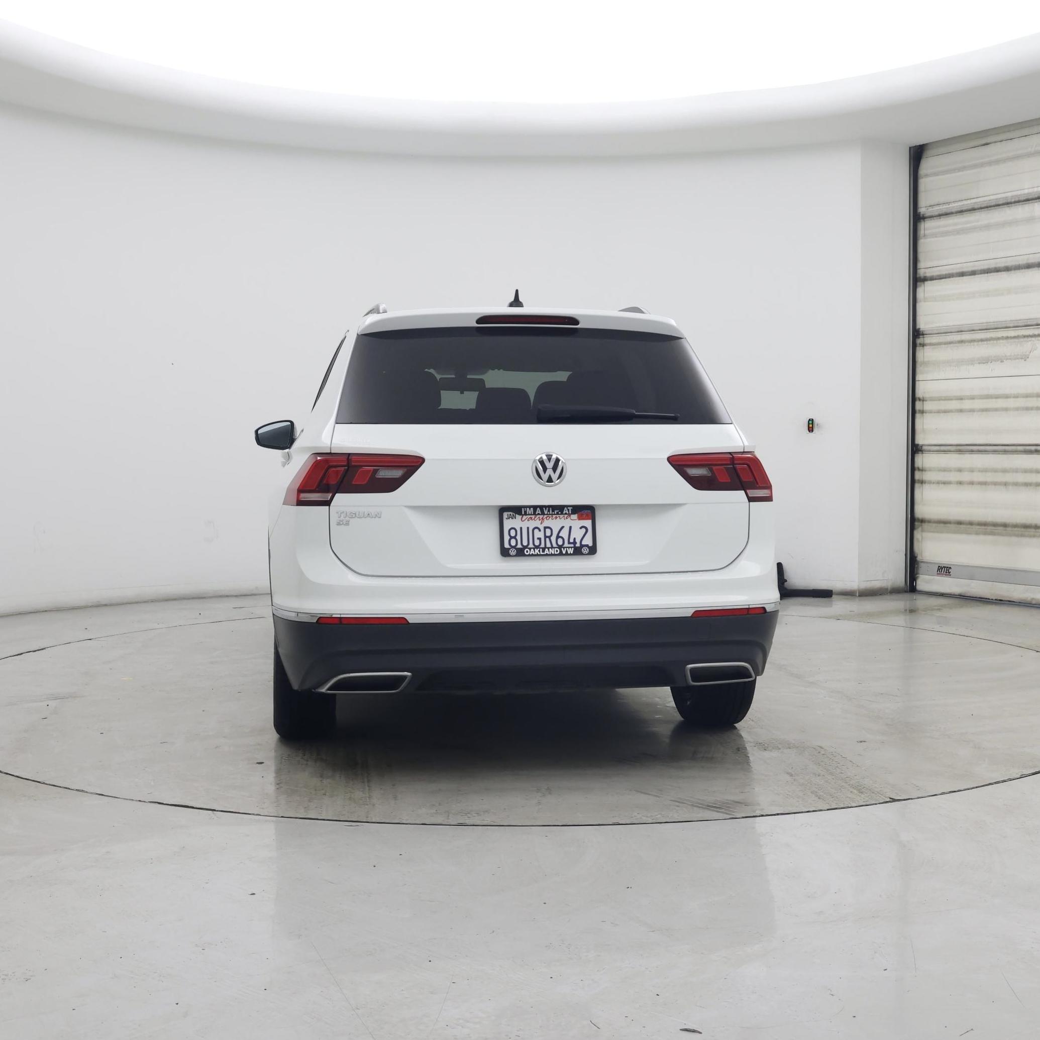 Thumbnail: 2021 Volkswagen Tiguan - 6