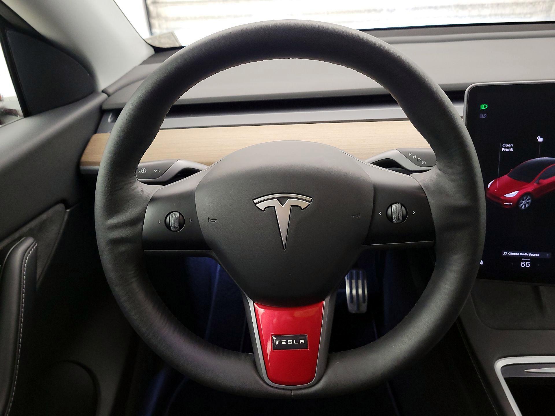 Thumbnail: 2021 Tesla Model Y - 10