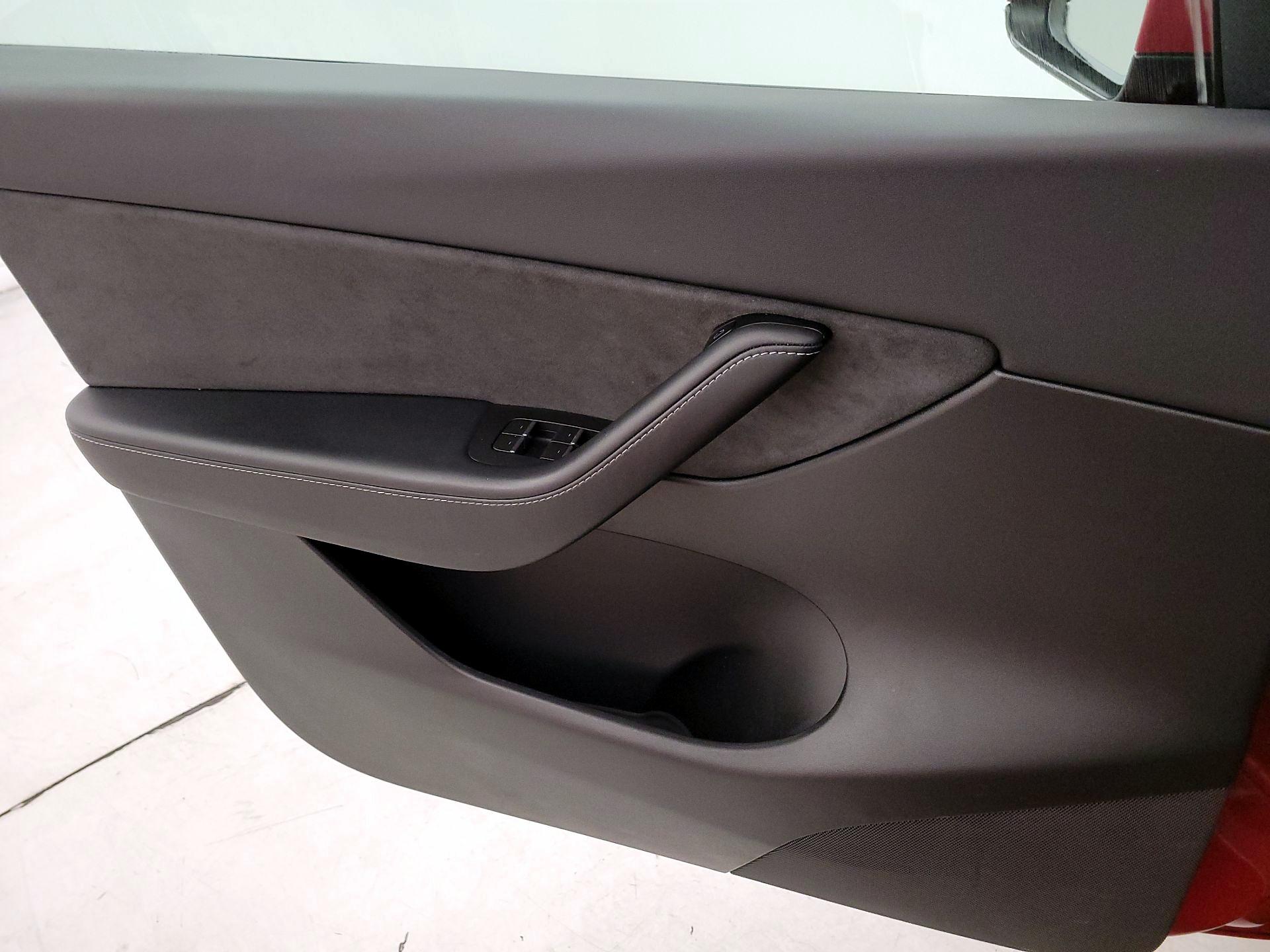 Thumbnail: 2021 Tesla Model Y - 12