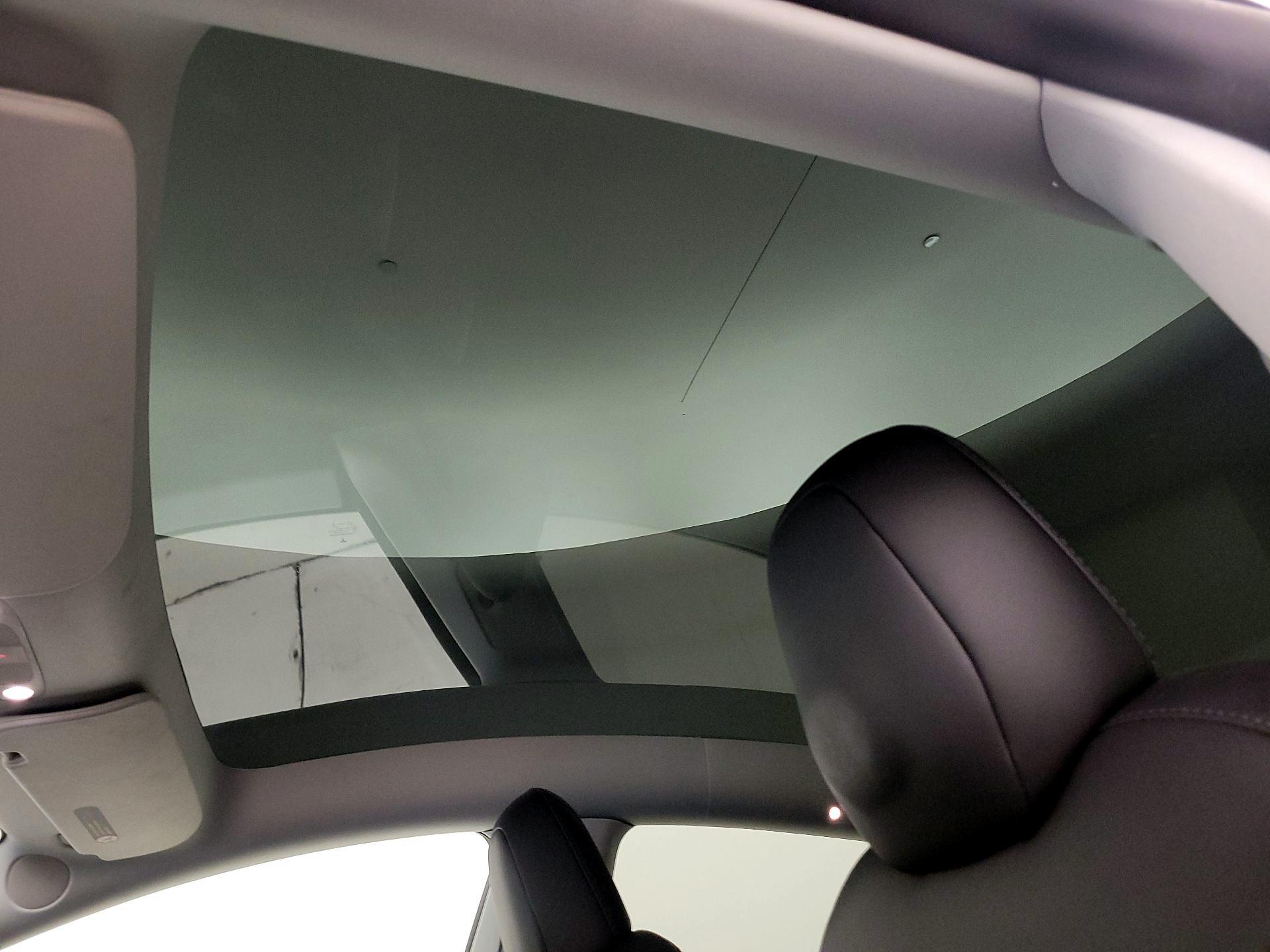 Thumbnail: 2021 Tesla Model Y - 17