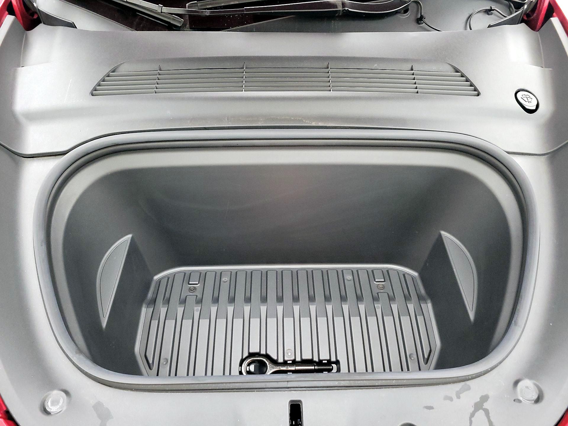 Thumbnail: 2021 Tesla Model Y - 19