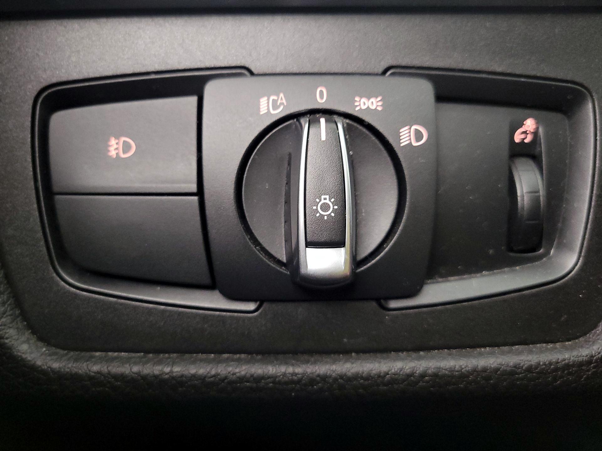 Thumbnail: 2018 BMW 3 Series - 13