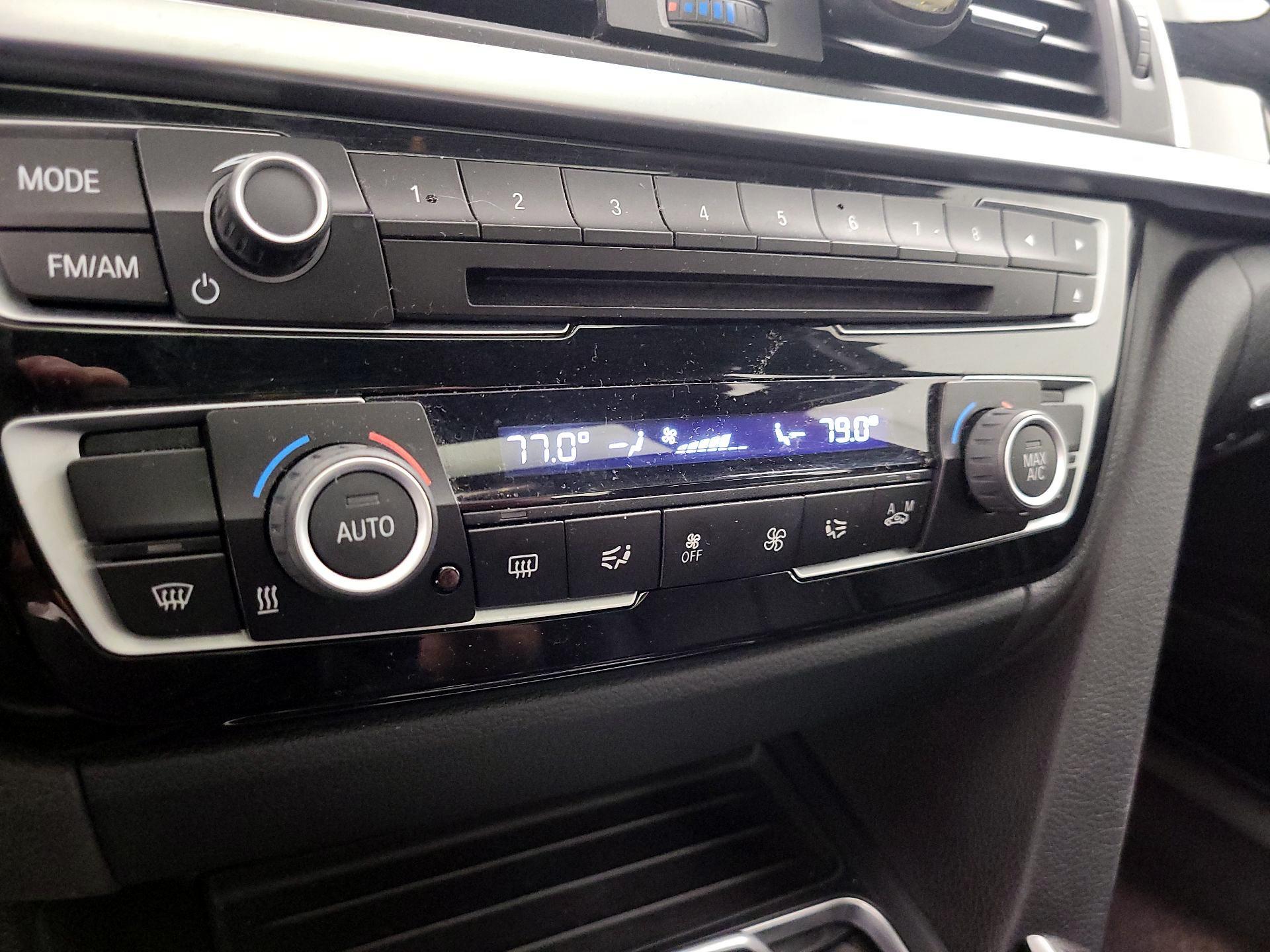 Thumbnail: 2018 BMW 3 Series - 17