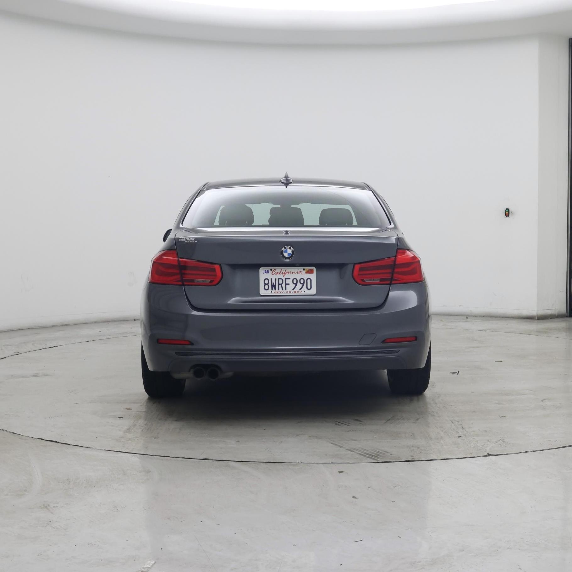 Thumbnail: 2018 BMW 3 Series - 6