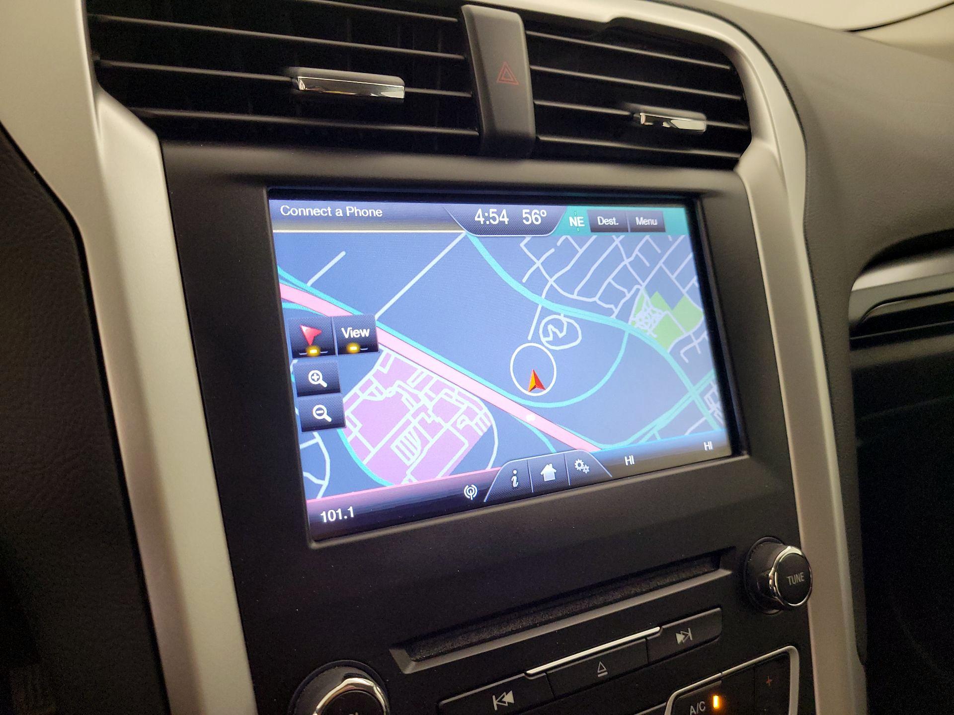 Thumbnail: 2016 Ford Fusion - 14