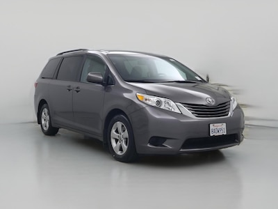 2017 Toyota Sienna LE